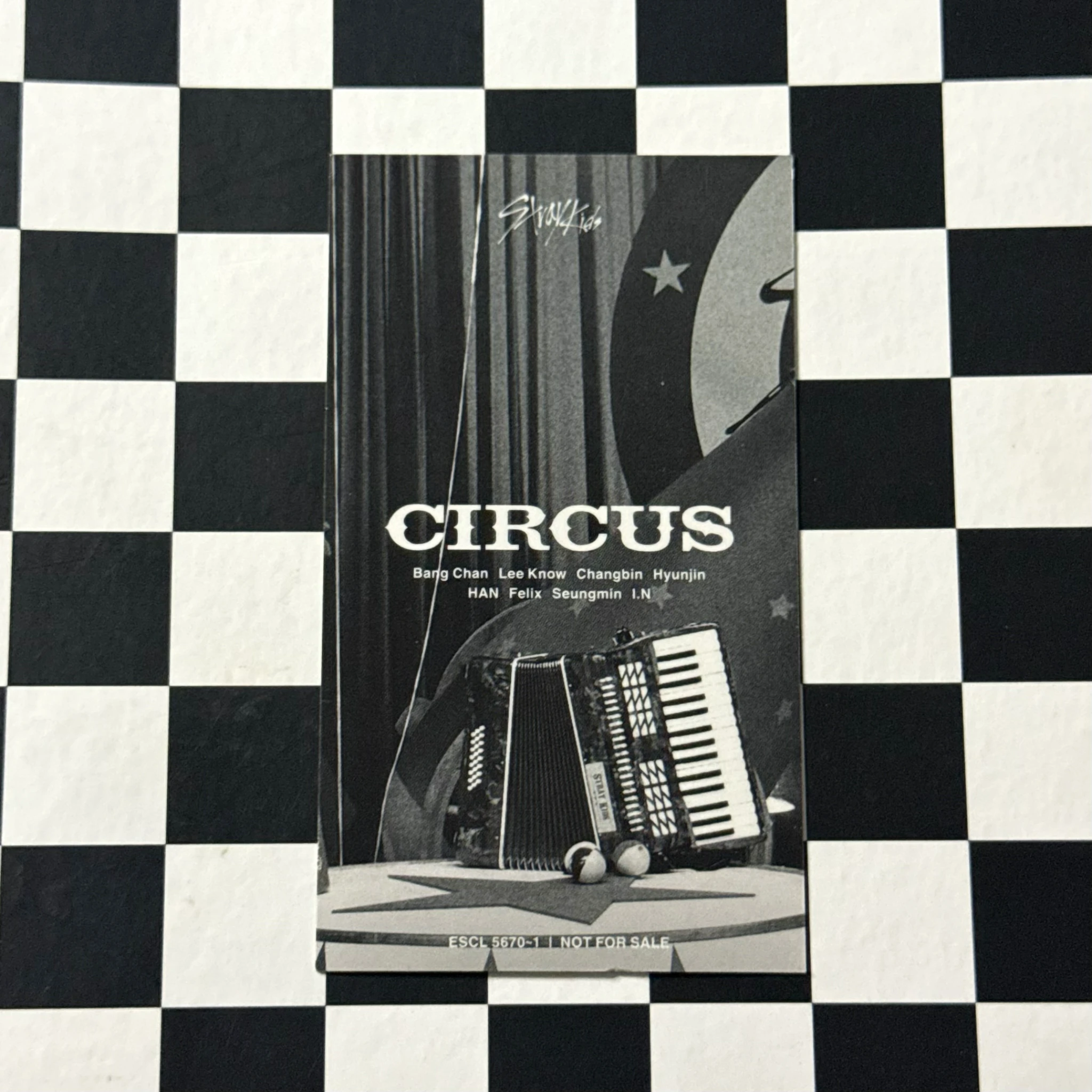 Stray Kids Bang Chan Stray Kids - Bang Chan - CIRCUS Album album photocard type B listing photo 2