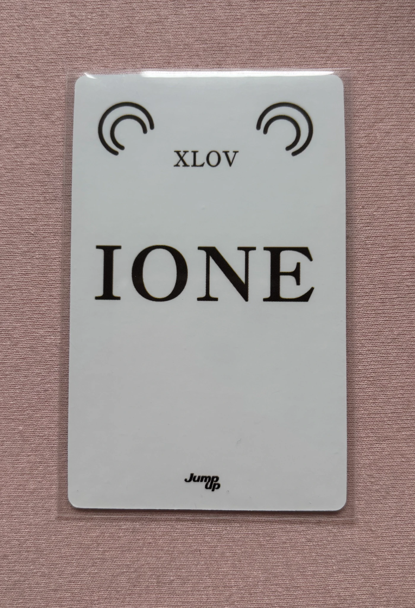 XLOV Rui XLOV - Rui - I ONE Album jump up video call (fancall) round 11 bad image - replace listing photo 2