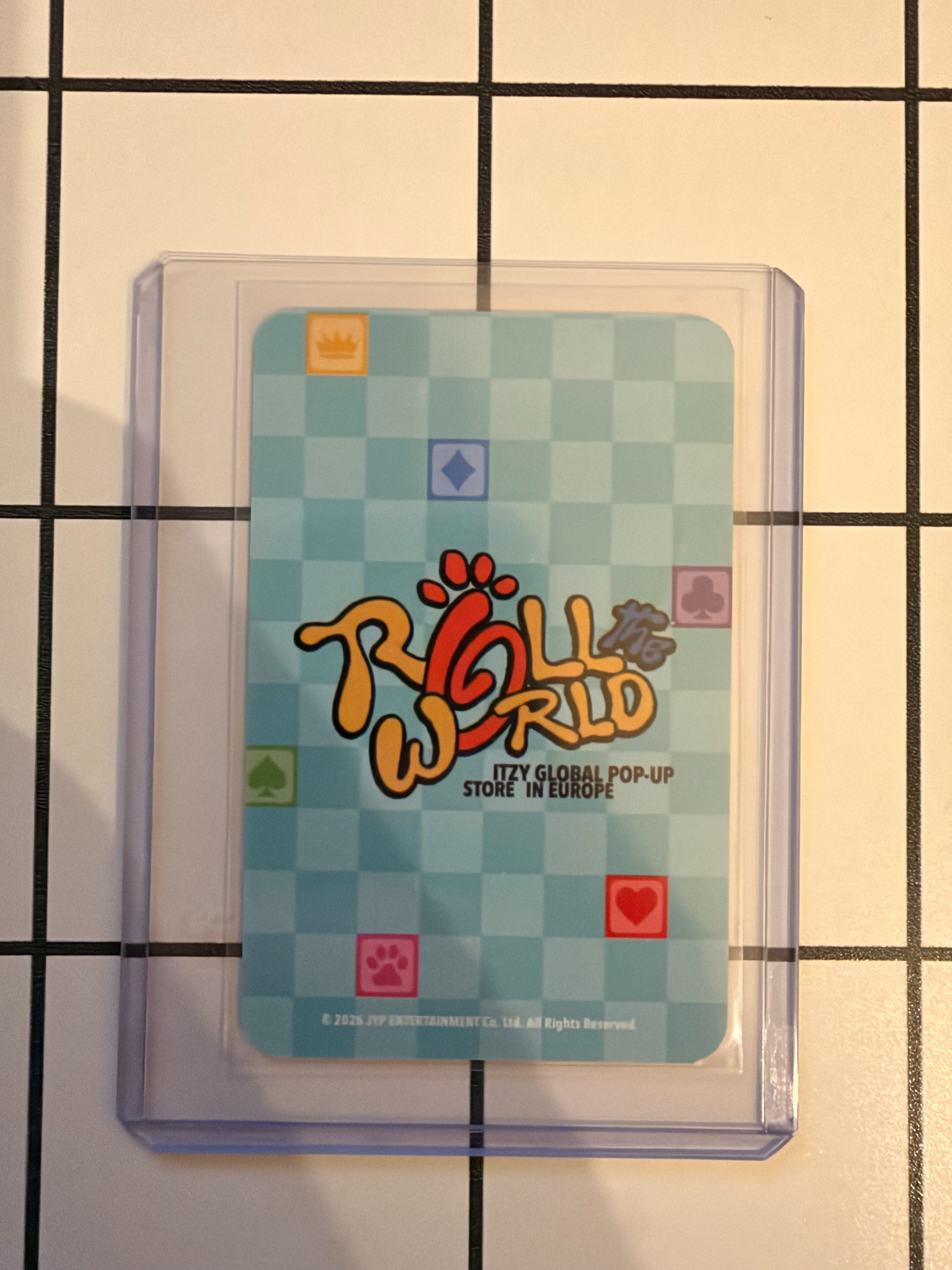 ITZY Yuna ITZY - Yuna - ITZY X TWINZY GLOBAL POP-UP STORE "ROLL THE WORLD" Event merch photocard purchase benefit twinzy listing photo 2