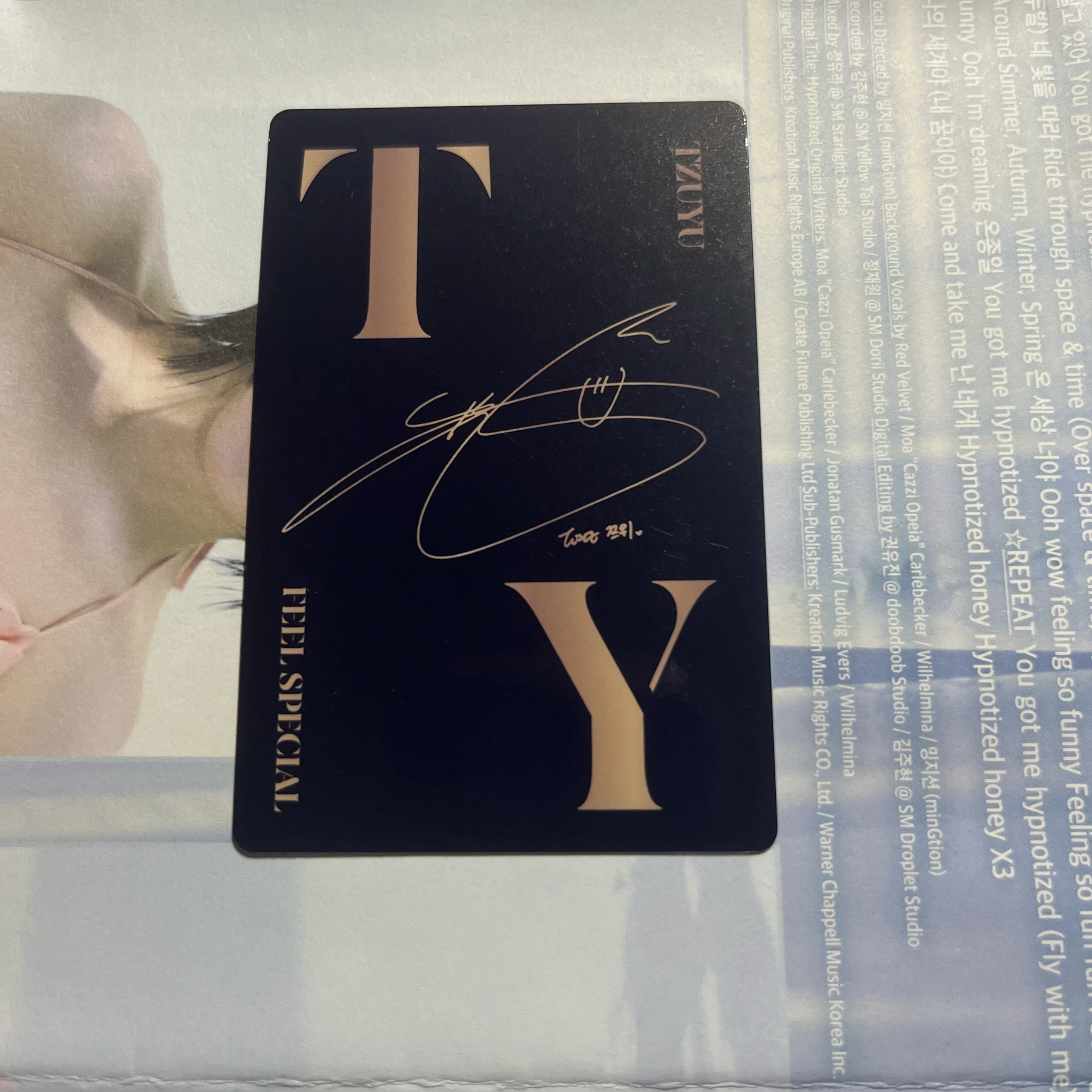 TWICE Tzuyu TWICE - Tzuyu - Feel Special Album pob (pre-order benefit) photocard set B version listing photo 2