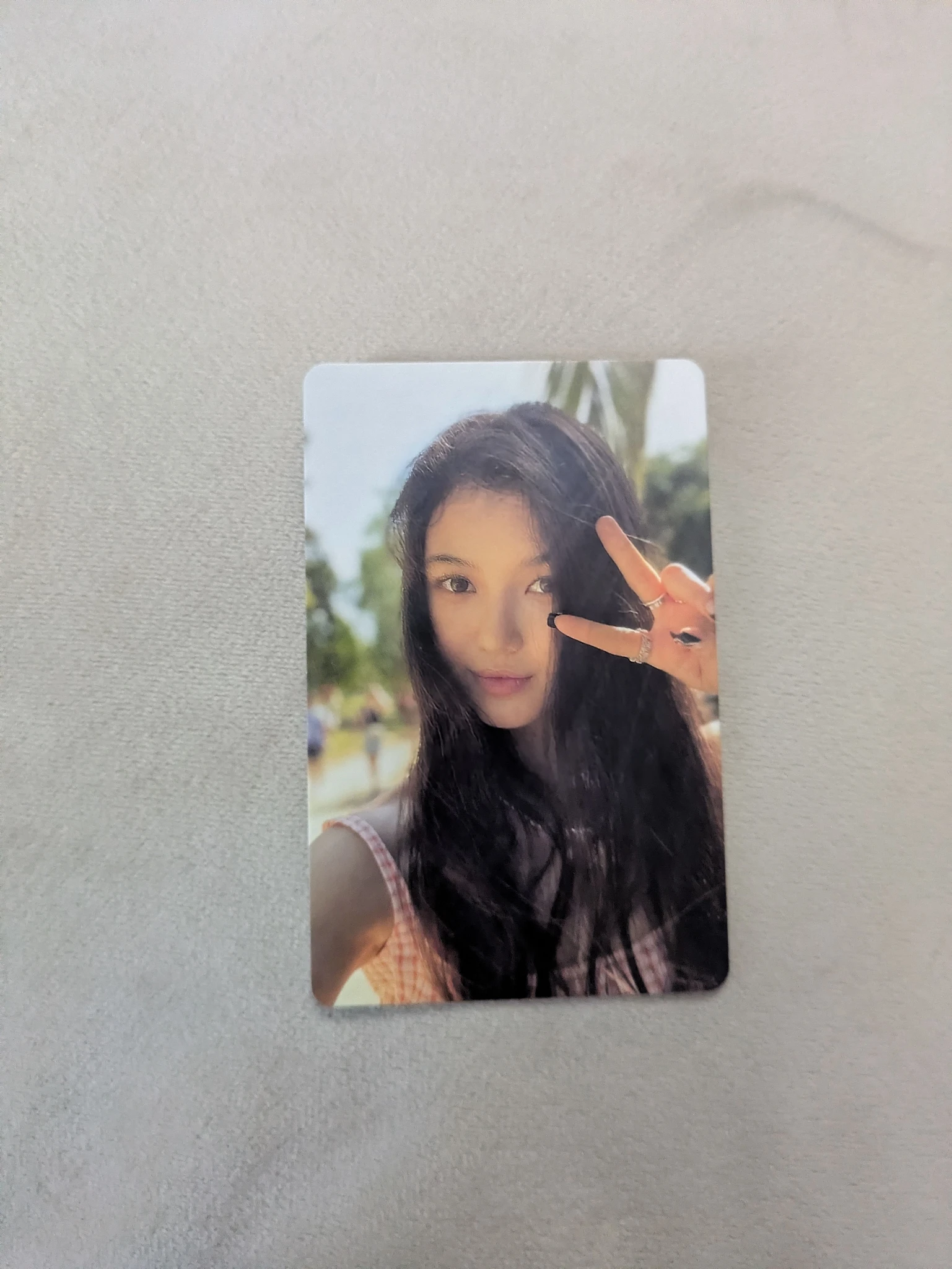NewJeans Danielle NewJeans - Danielle - New Jeans Album album photocard danielle version listing photo 2