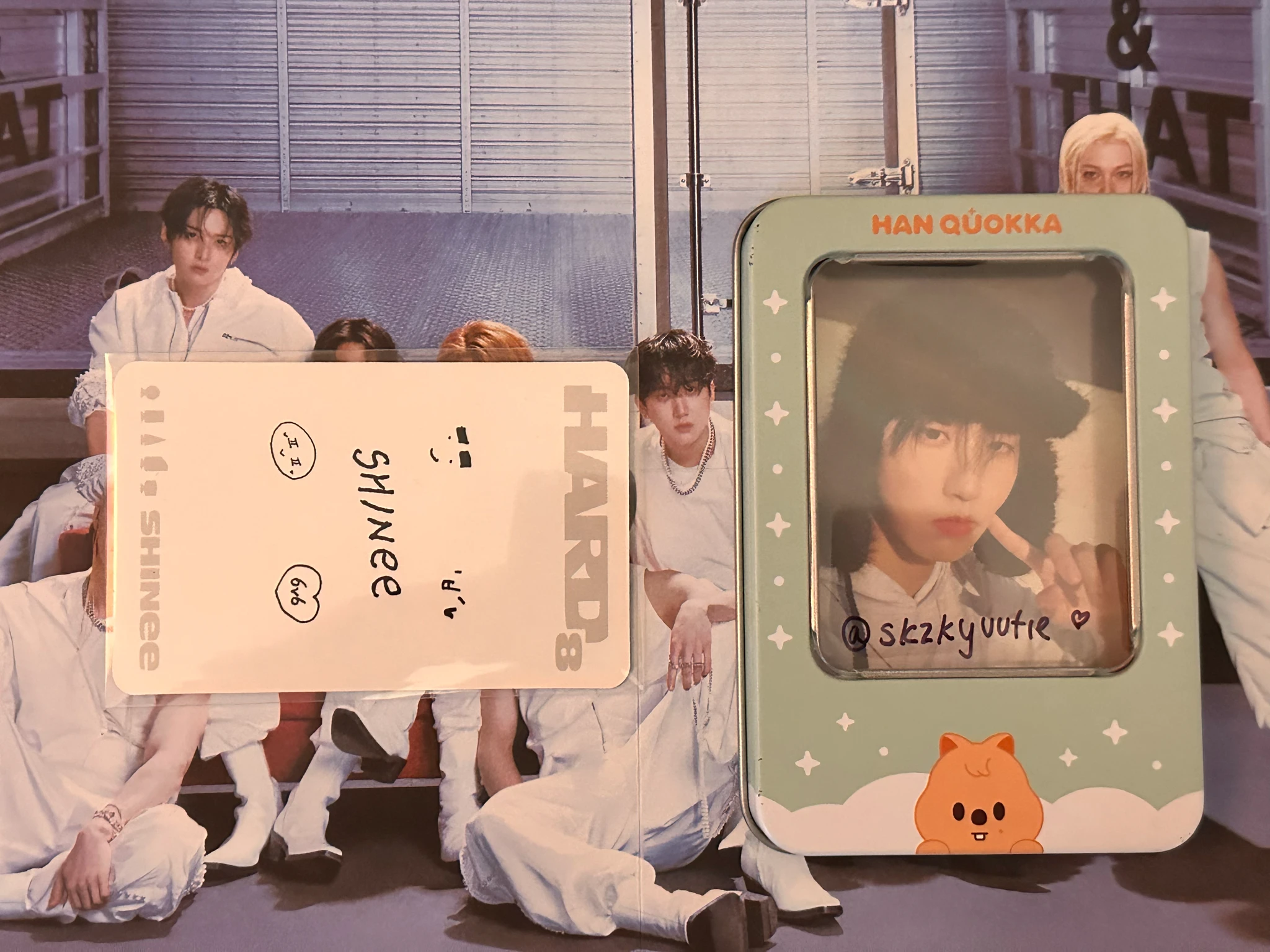 SHINee SHINee - HARD - The 8th Album Album listing photo 2