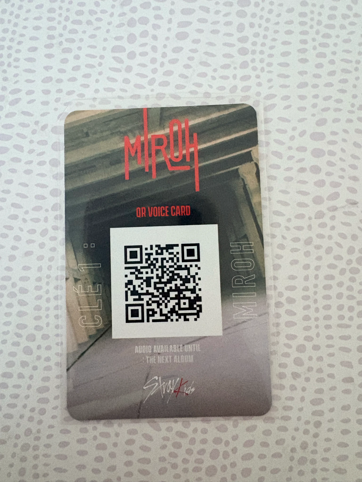 Stray Kids Hyunjin Stray Kids - Hyunjin - Clé 1: Miroh Album album photocard Logo Ver. listing photo 2