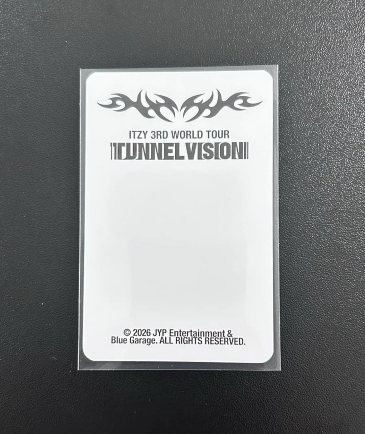 ITZY Lia ITZY - Lia - ITZY 3rd World Tour 'Tunnel Vision' Event merch photocard ring photocard set listing photo 2