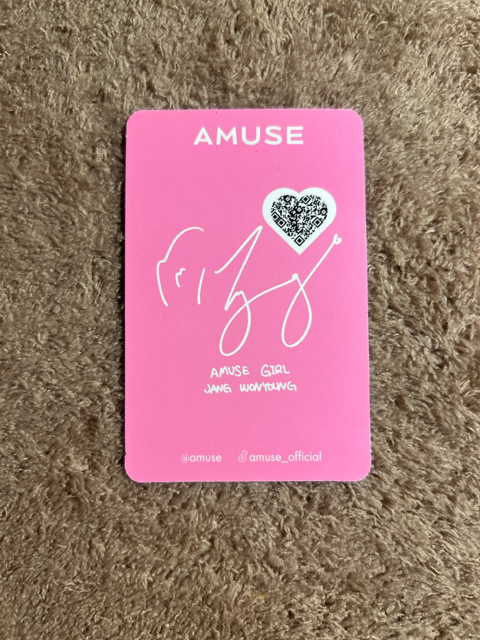 IVE Wonyoung IVE - Wonyoung - Wonyoung x AMUSE Other amuse round 2 listing photo 2