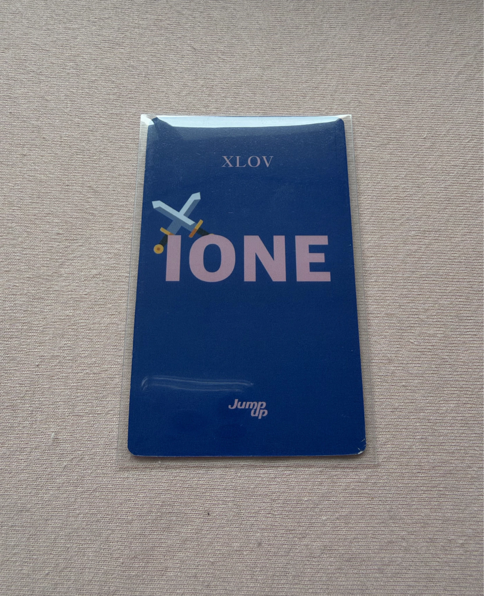 XLOV Rui XLOV - Rui - I ONE Album jump up video call listing photo 2