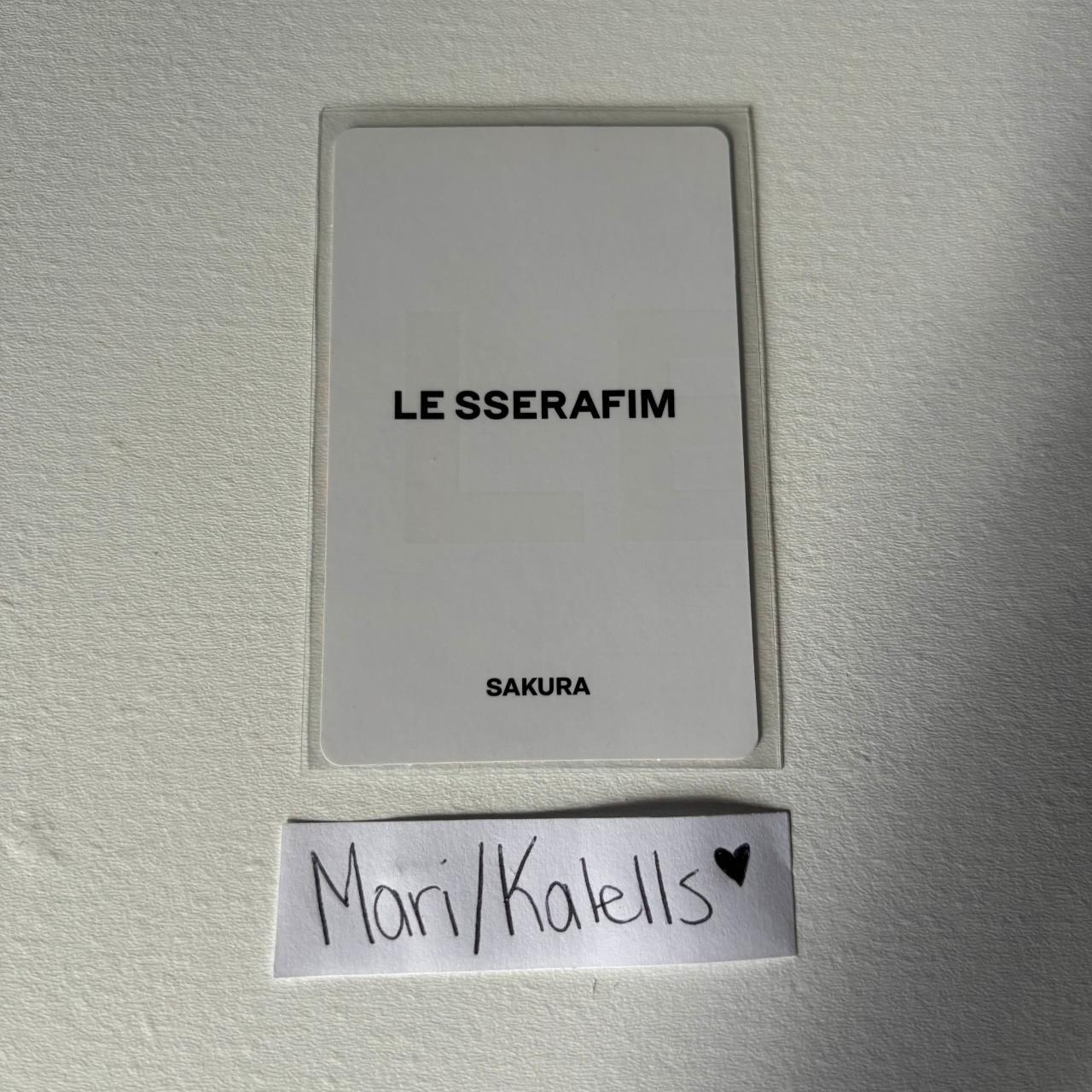 LE SSERAFIM Sakura LE SSERAFIM - Sakura - FEARLESS Album album photocard blue chypre version listing photo 2