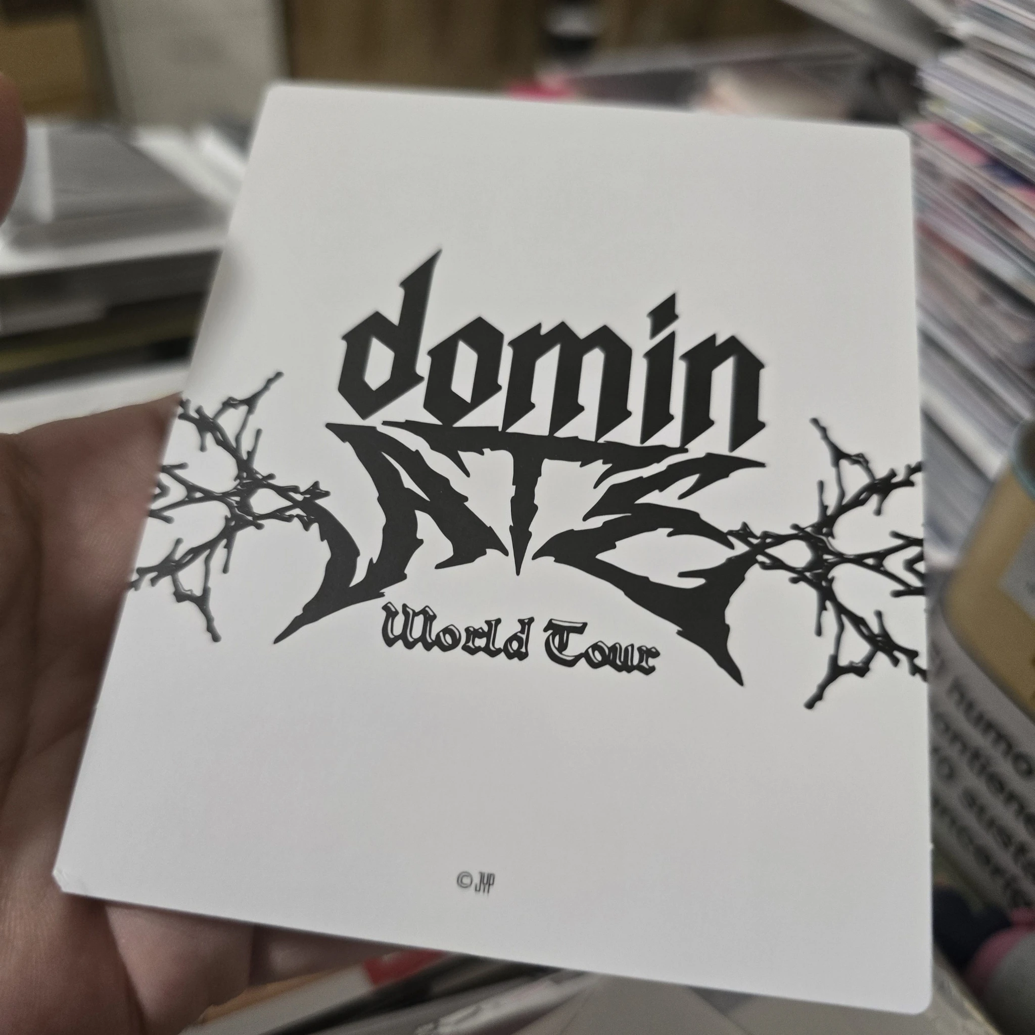 Stray Kids Lee Know Stray Kids - Lee Know - DominATE World Tour Event photo set japan merch inclusion bad image - replace listing photo 2