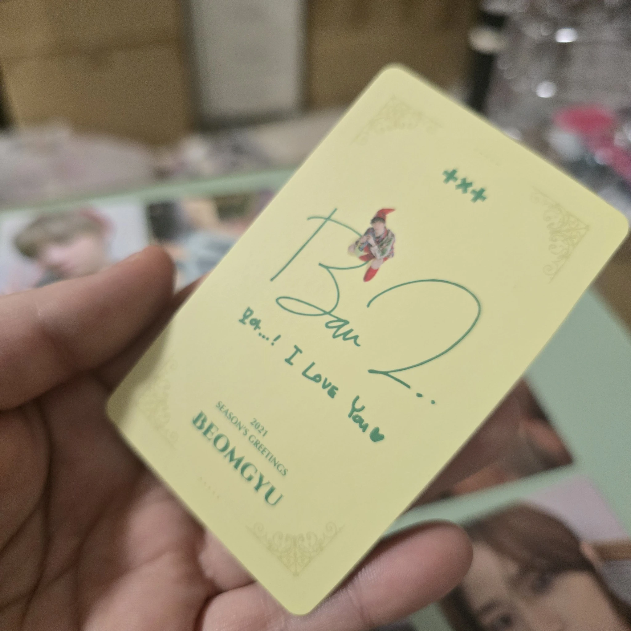 TOMORROW X TOGETHER Beomgyu TOMORROW X TOGETHER - Beomgyu - TXT Season's Greetings 2021 Other non-random merch photocard listing photo 2
