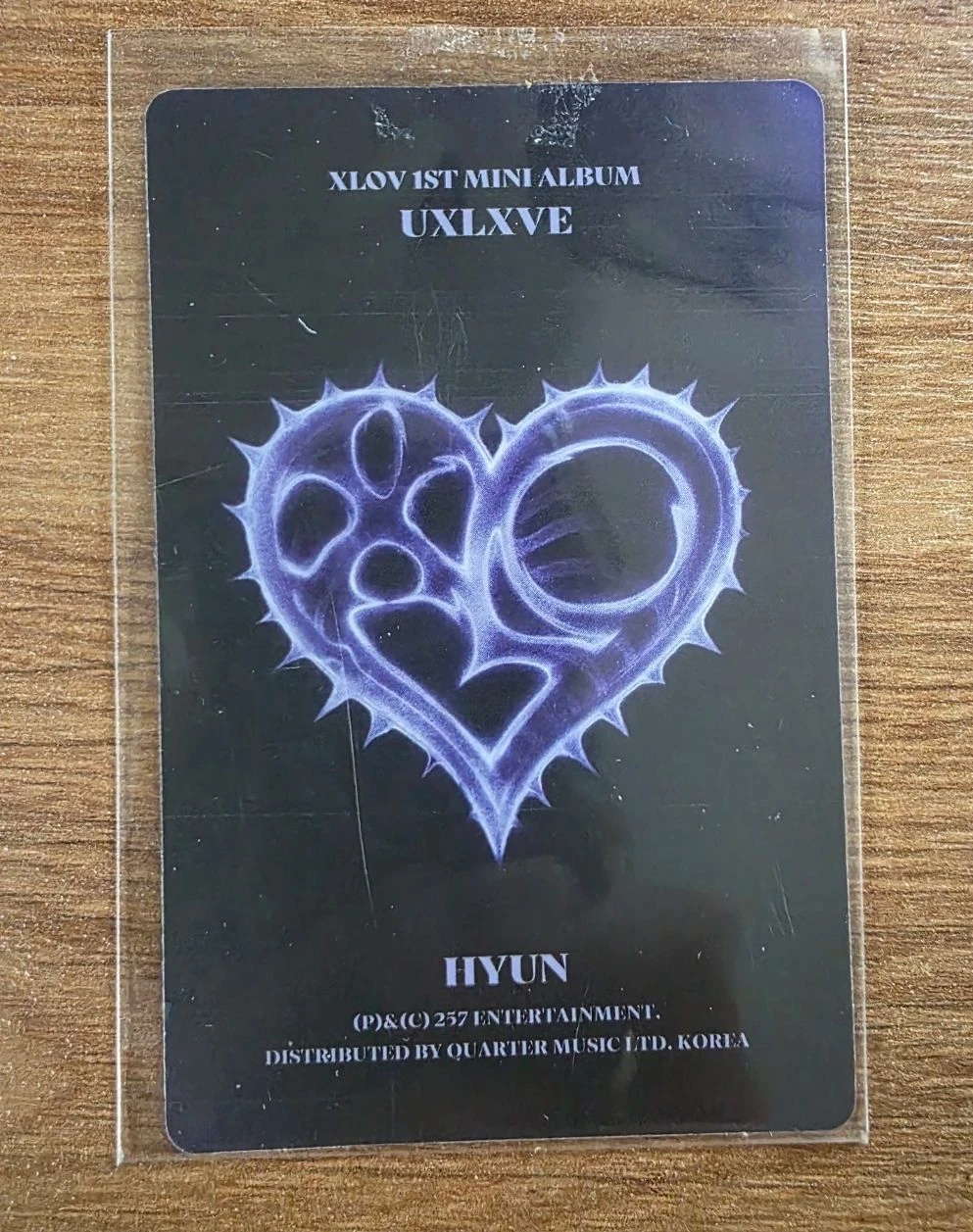 XLOV Hyun XLOV - Hyun - Uxlxve Album album photocard O version listing photo 2
