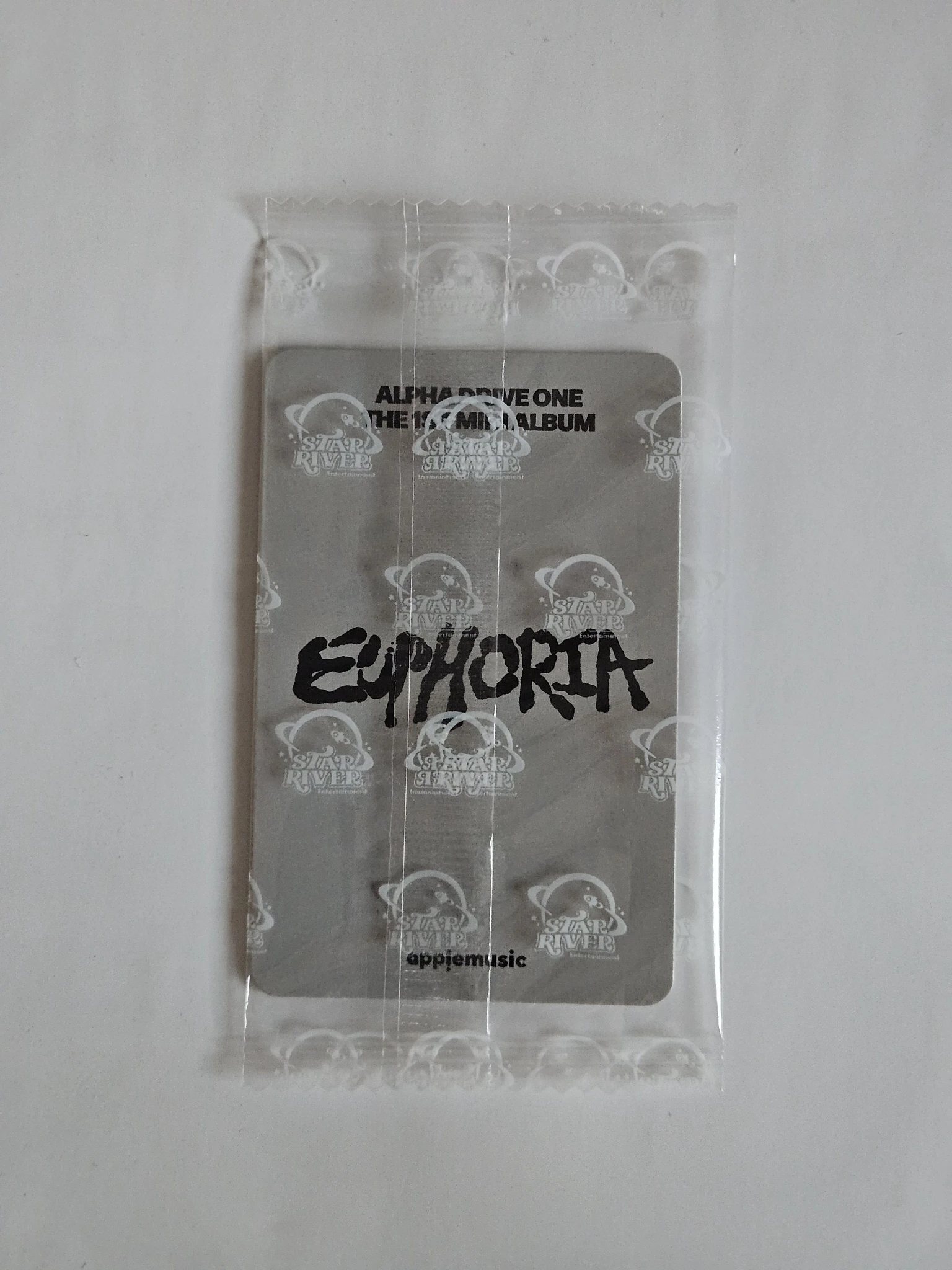 ALPHA DRIVE ONE Arno ALPHA DRIVE ONE - Arno - EUPHORIA Album apple music pob (pre-order benefit) freak alarm version listing photo 2