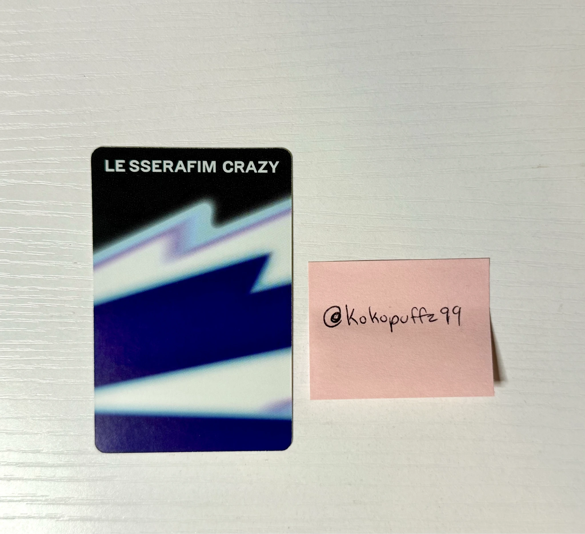 LE SSERAFIM Huh Yunjin LE SSERAFIM - Huh Yunjin - CRAZY Album listing photo 2