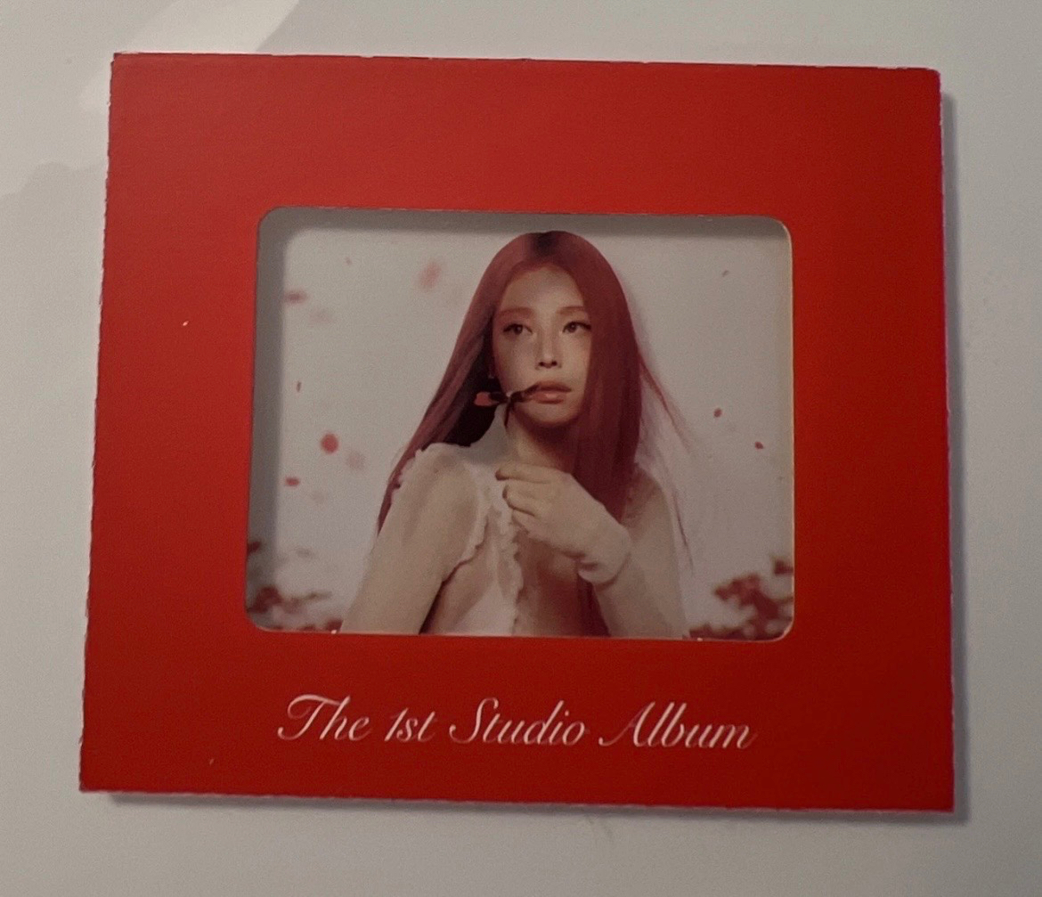 BLACKPINK Jennie BLACKPINK - Jennie - Ruby (Jennie solo) Album film photo digipack inclusion solo album listing photo 2