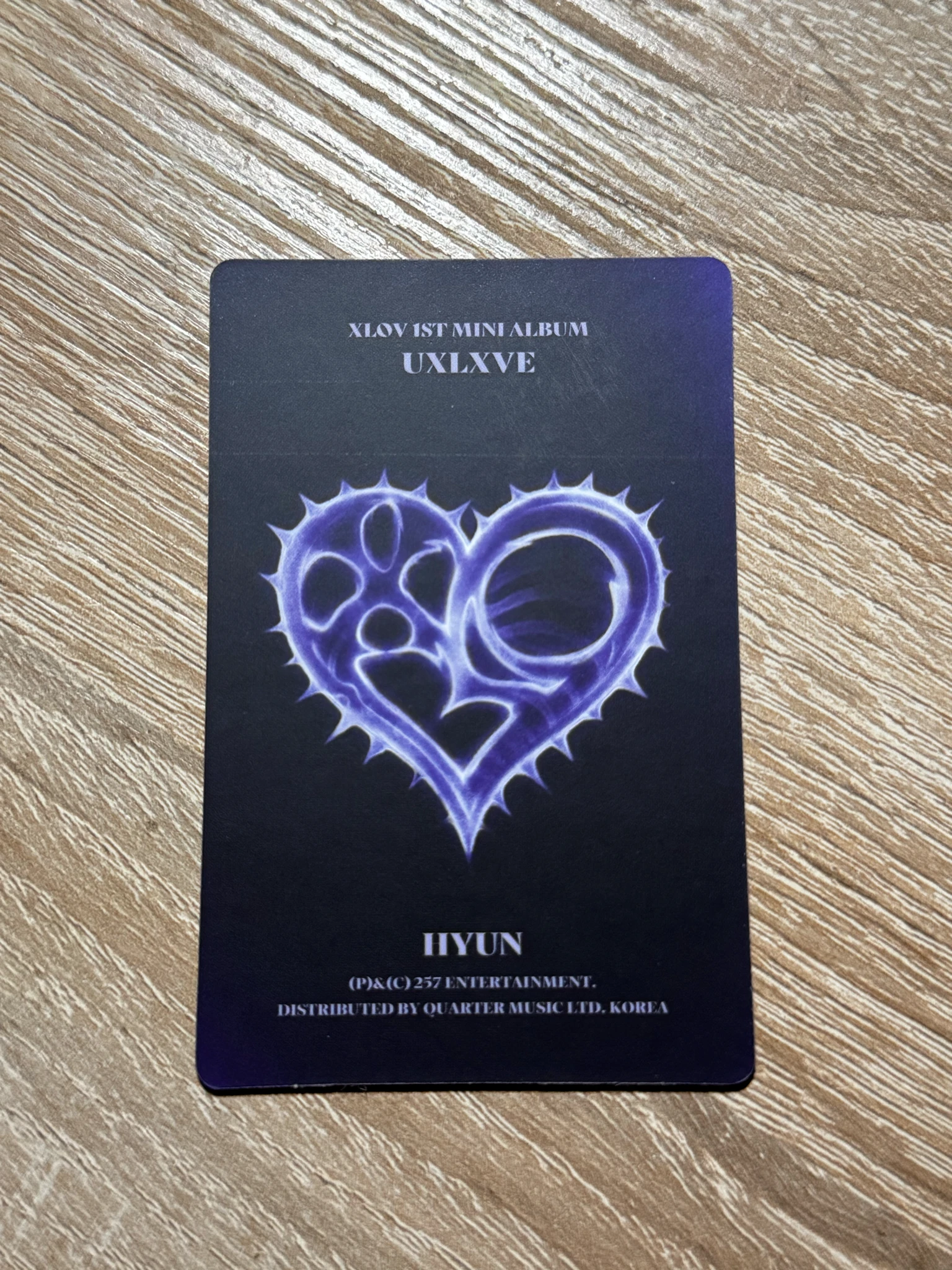 XLOV Hyun XLOV - Hyun - UXLXVE Album listing photo 2