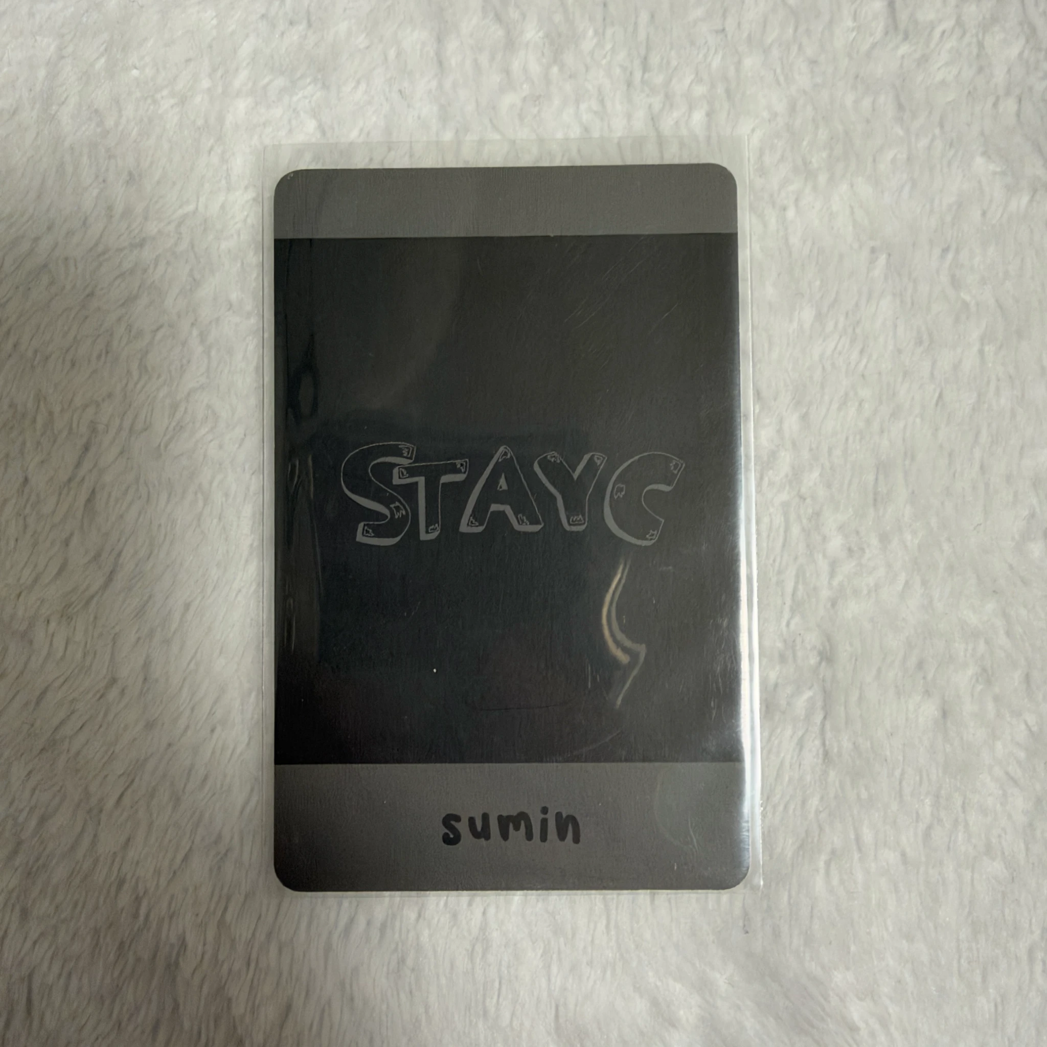 STAYC Sumin STAYC - Sumin - STAYDOM Album fansign video call (fancall) holographic (hologram) withdrama polaroid round 2 listing photo 2