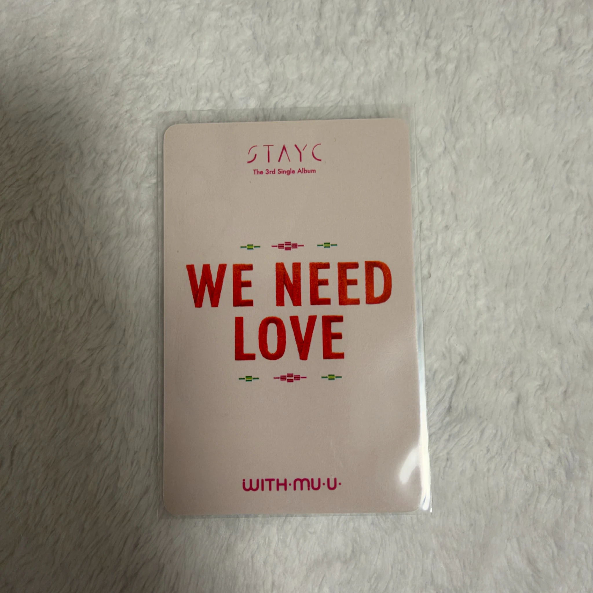 STAYC Sumin STAYC - Sumin - WE NEED LOVE Album withmuu pob (pre-order benefit) holographic (hologram) round 1 listing photo 2