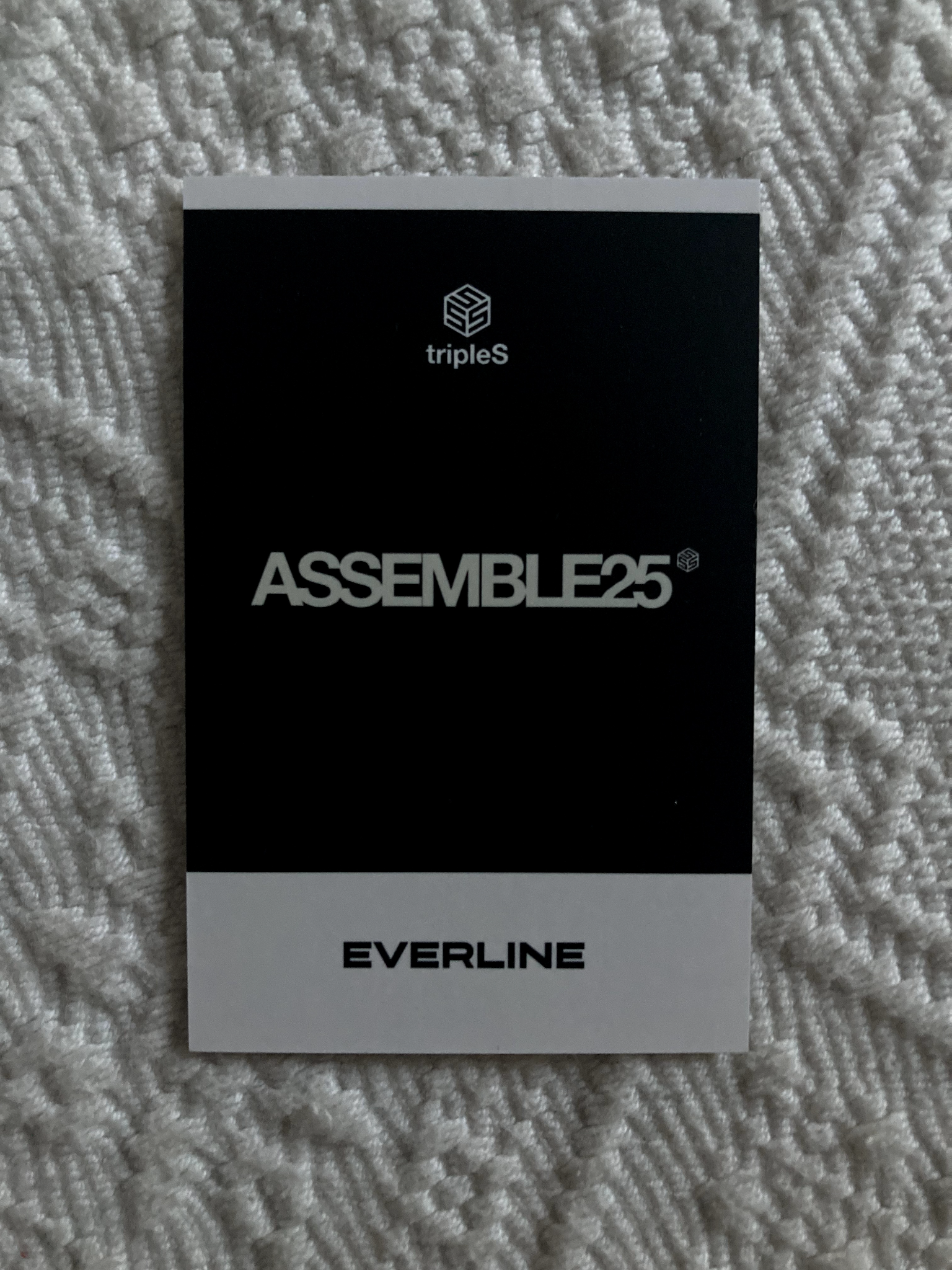 tripleS Lynn tripleS - Lynn - Assemble25 Album everline listing photo 2