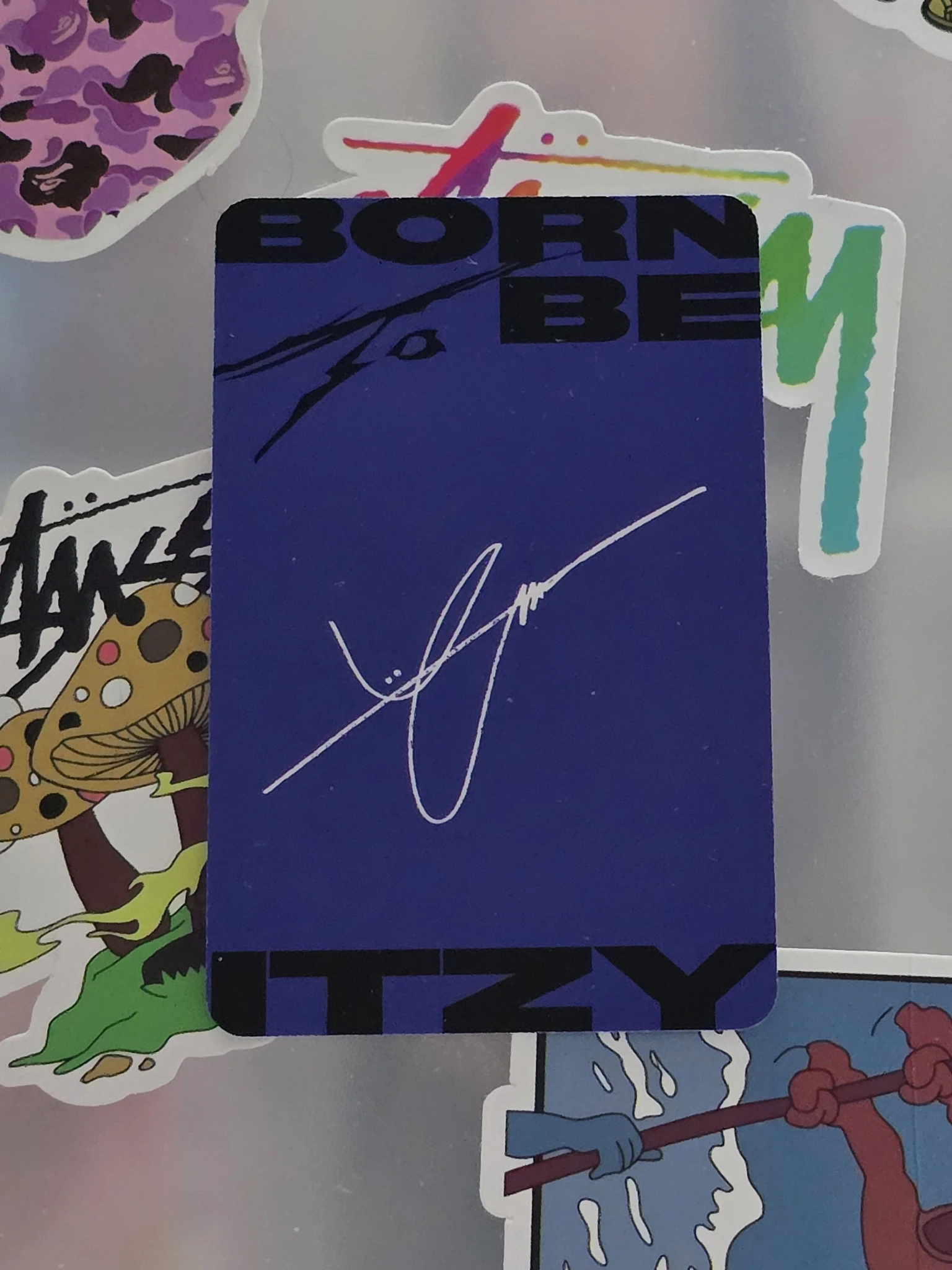 ITZY Yuna ITZY - Yuna - BORN TO BE Album A Ver. Blue Back listing photo 2