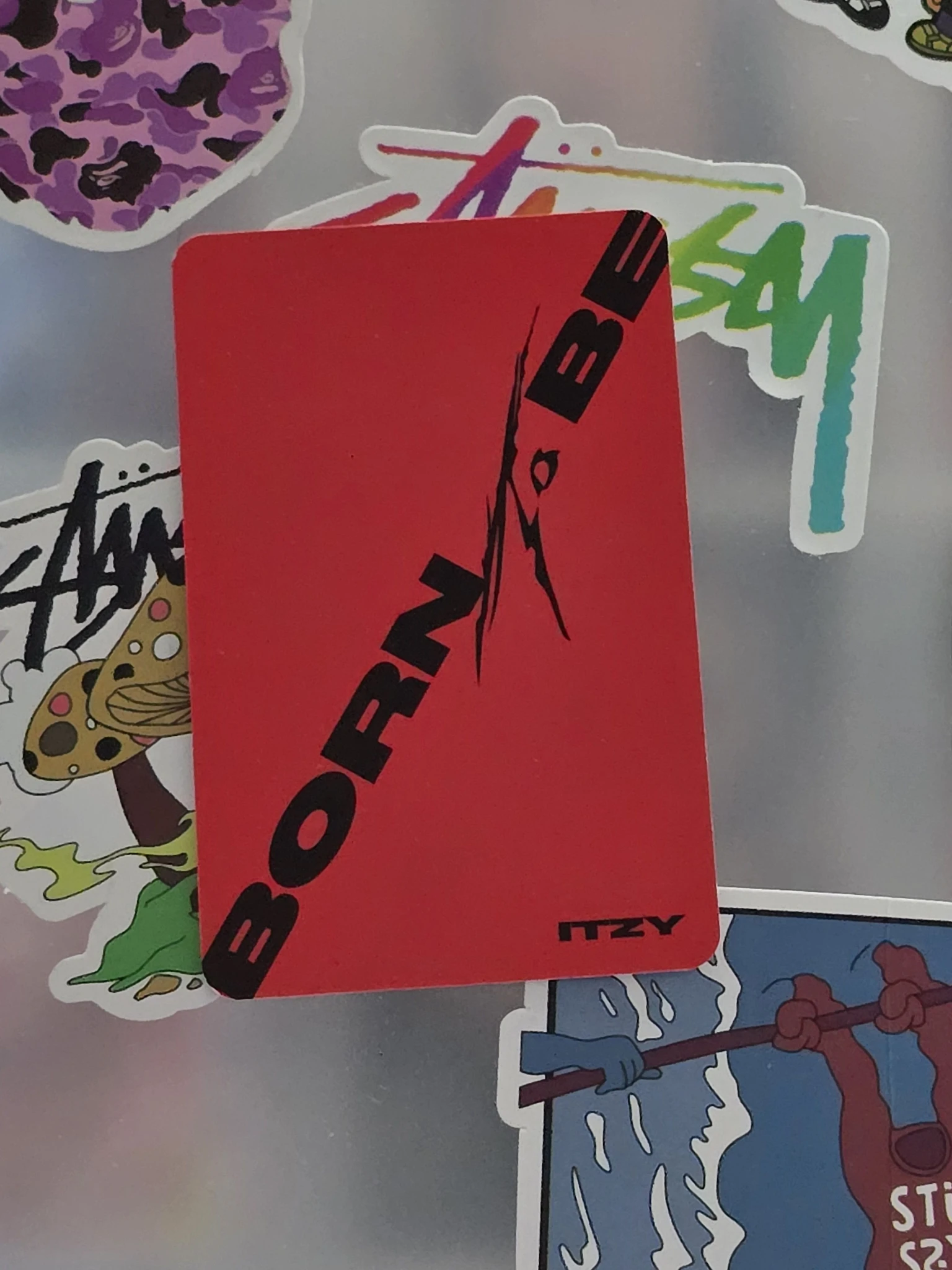 ITZY Yeji ITZY - Yeji - BORN TO BE Album A Ver. red back listing photo 2