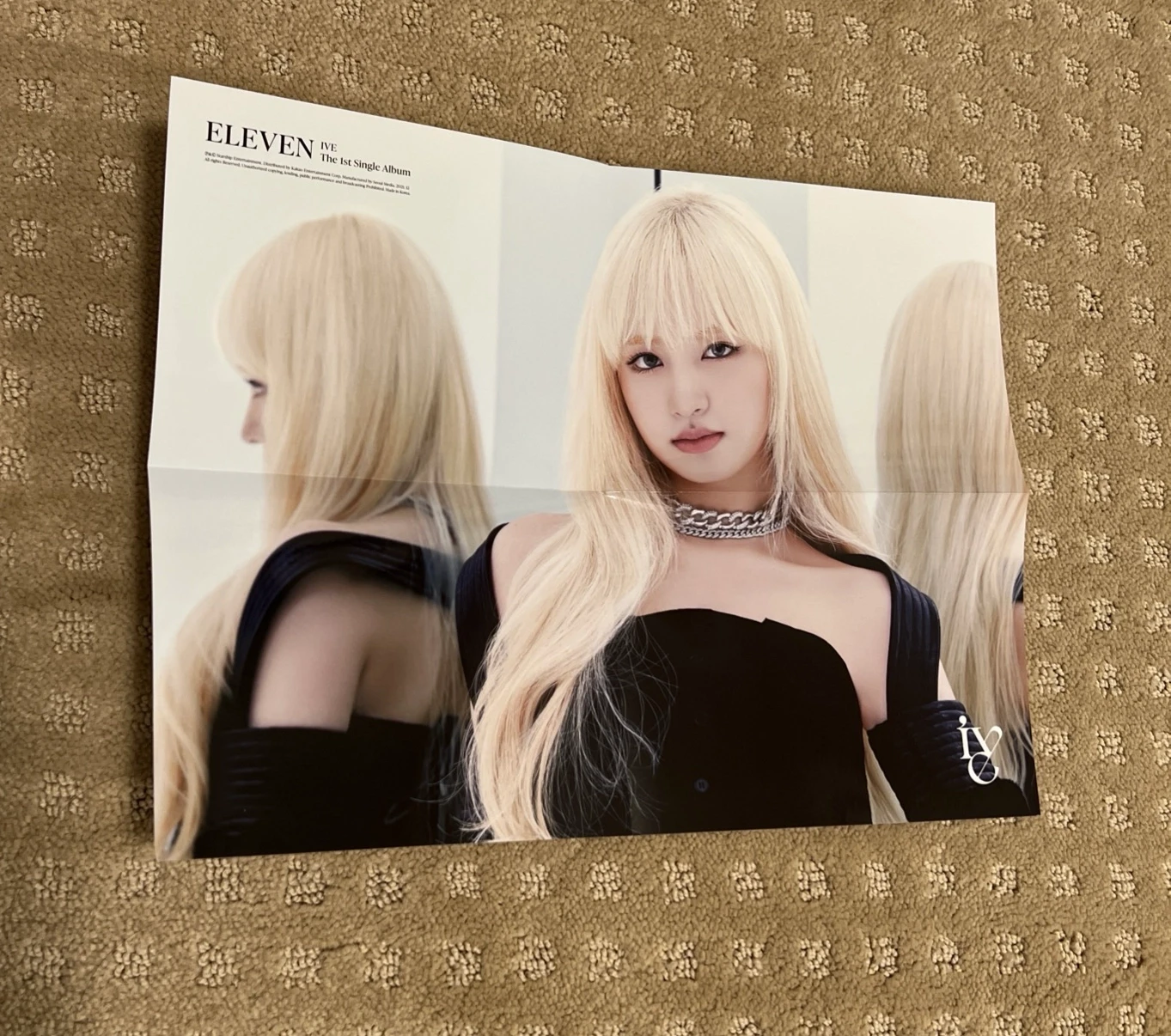 IVE Liz IVE - Liz - ELEVEN Album folded poster album inclusion horizontal listing photo 2
