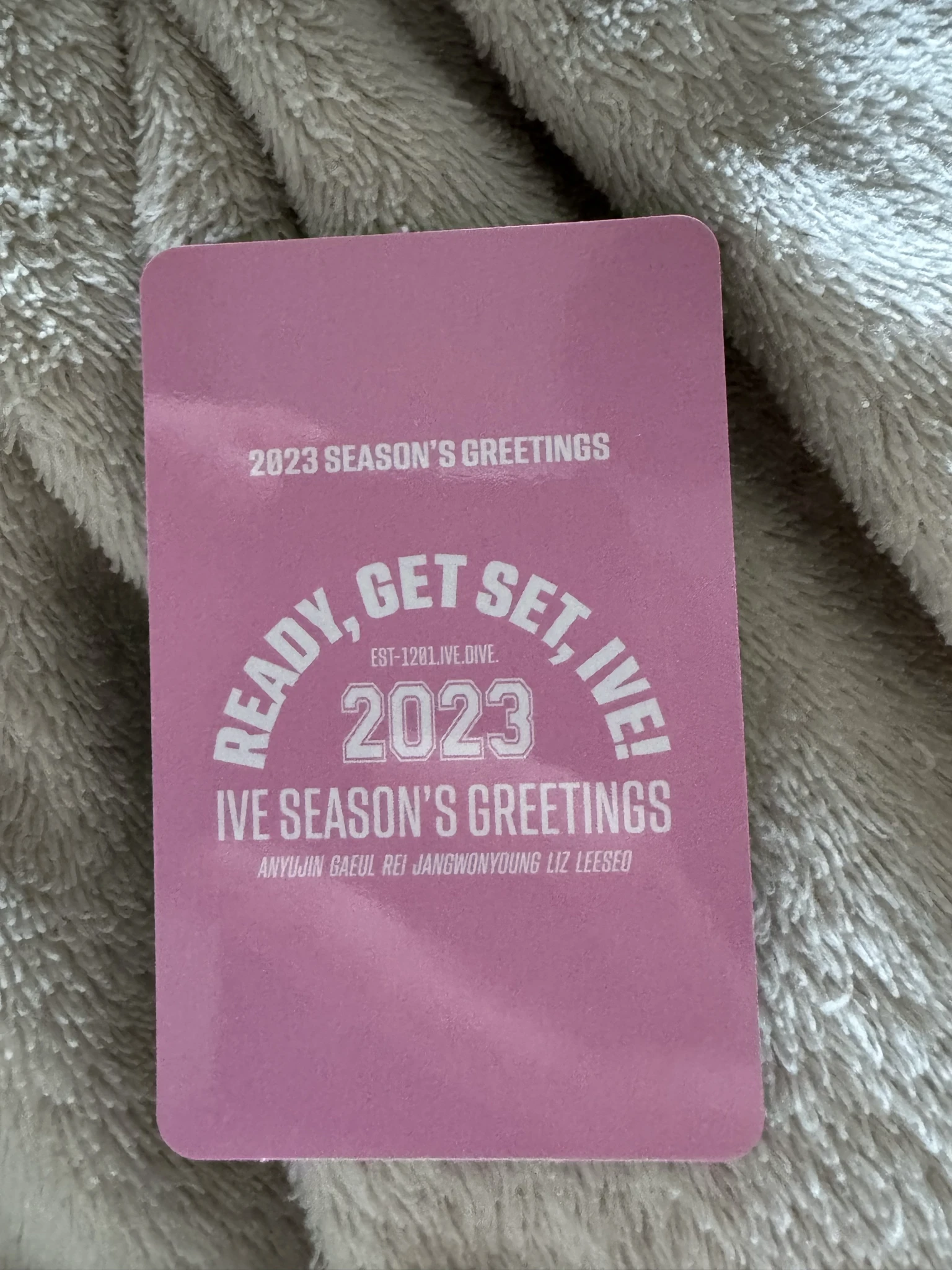 IVE Liz IVE - Liz - 2023 Season’s Greetings: READY, GET SET, IVE! Other season's greetings pre-order benefit synnara listing photo 2