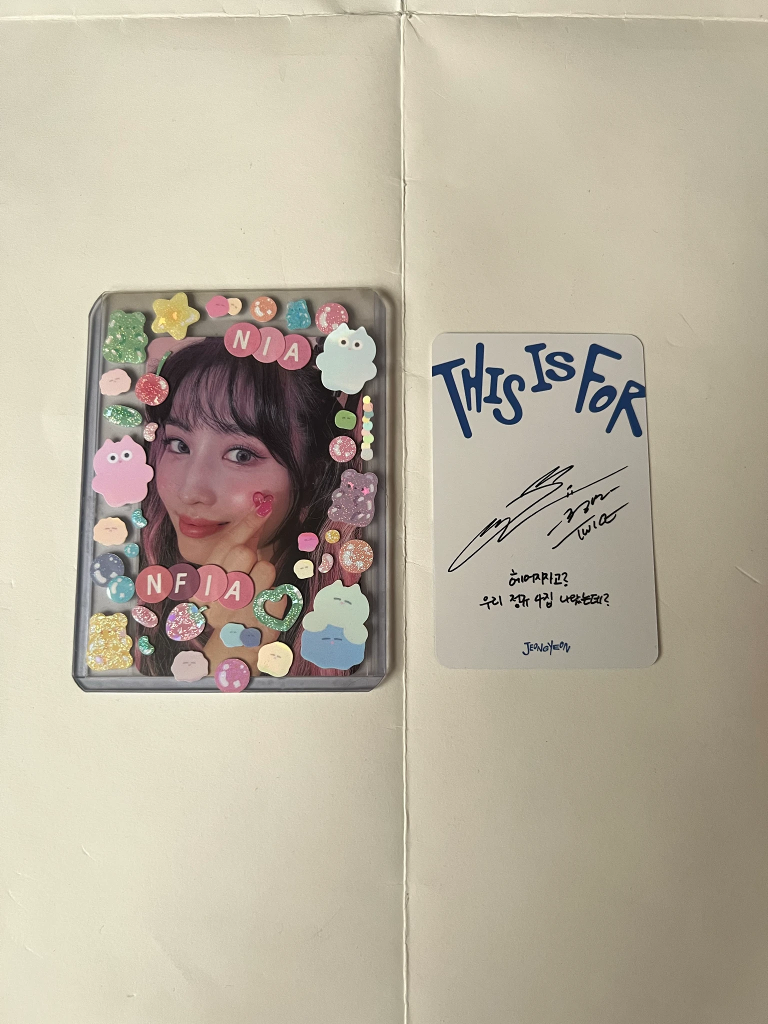 TWICE Jeongyeon TWICE-Jeongyeon-Album-this is for listing photo 2