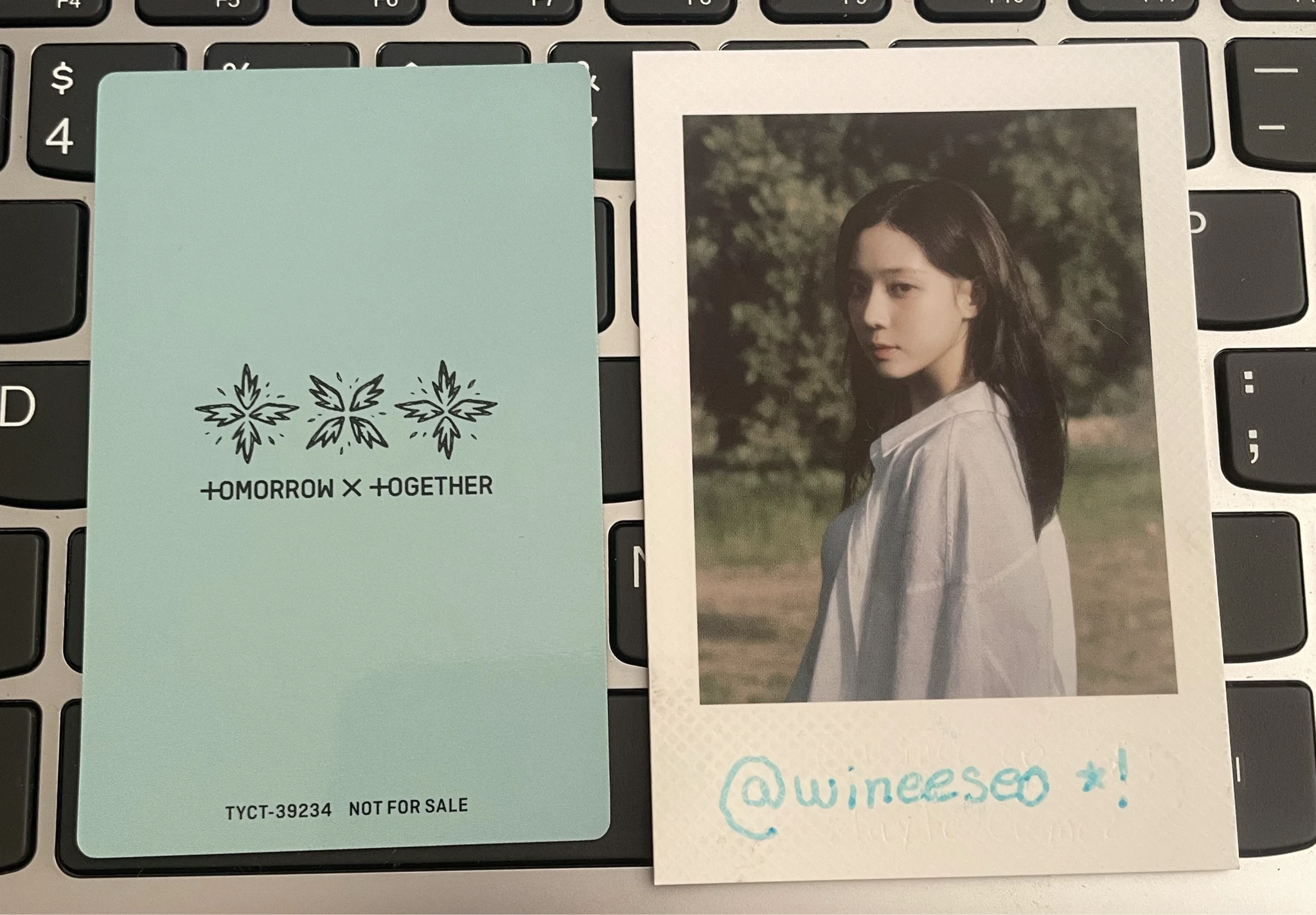TOMORROW X TOGETHER Huening Kai TOMORROW X TOGETHER - Huening Kai - 誓い (CHIKAI) Album album photocard listing photo 2