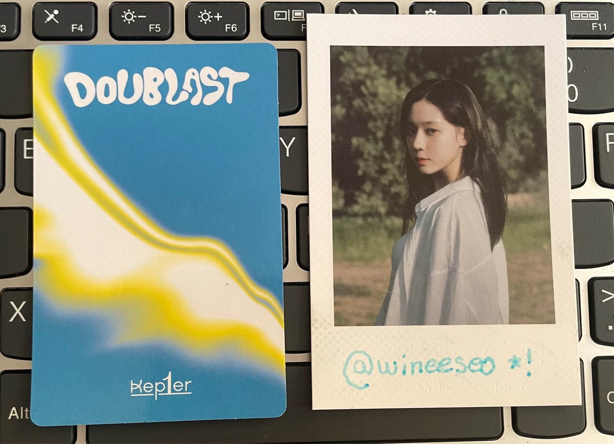 Kep1er Huening Bahiyyih Kep1er - Hiyyih - DOUBLAST Album Blue Blast ver listing photo 2
