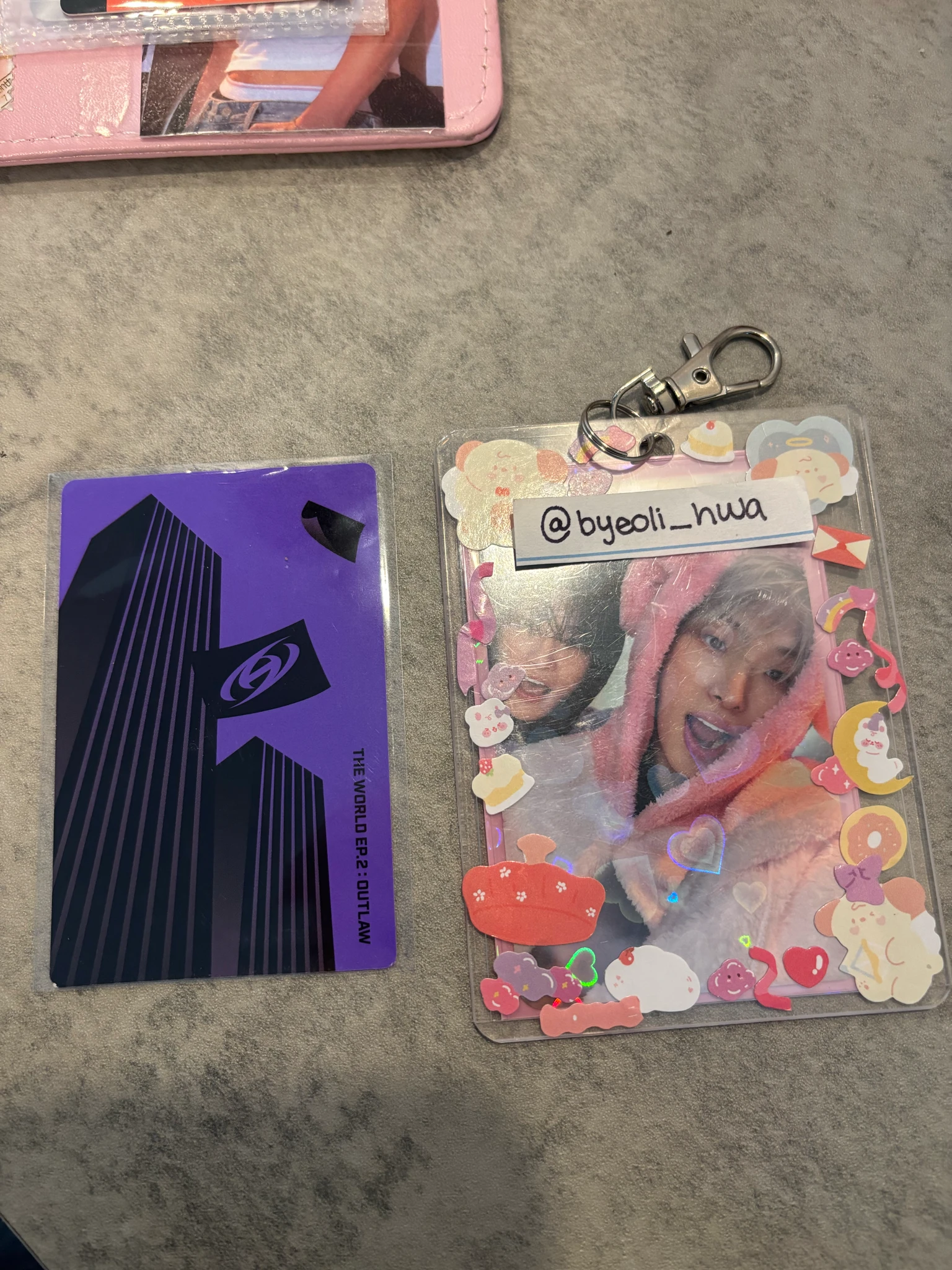 ATEEZ San ATEEZ - San - THE WORLD EP.2 : OUTLAW Album album photocard A version version 1 listing photo 2