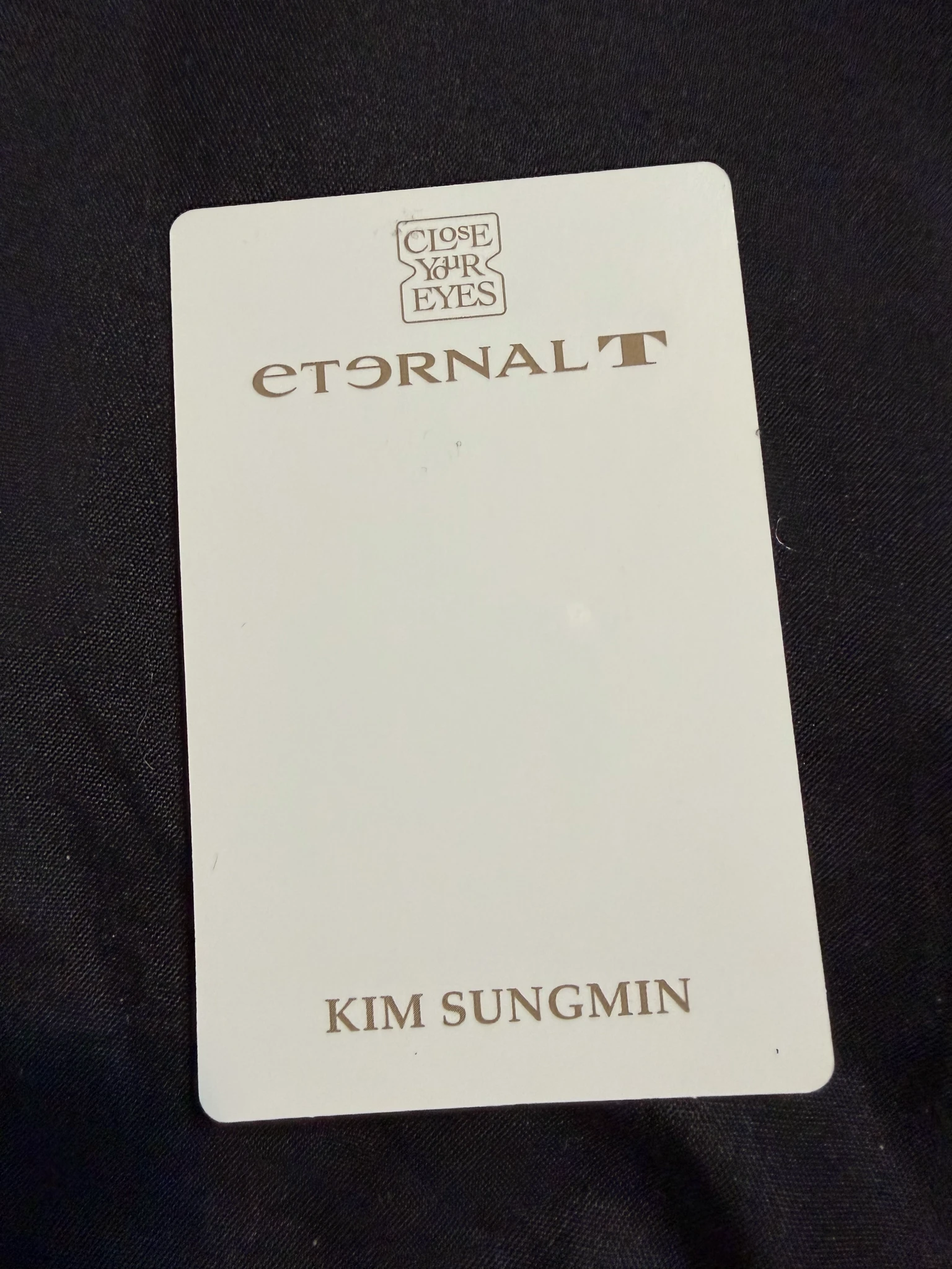 CLOSE YOUR EYES Kim Sungmin CLOSE YOUR EYES - Kim Sungmin - ETERNALT Album listing photo 2