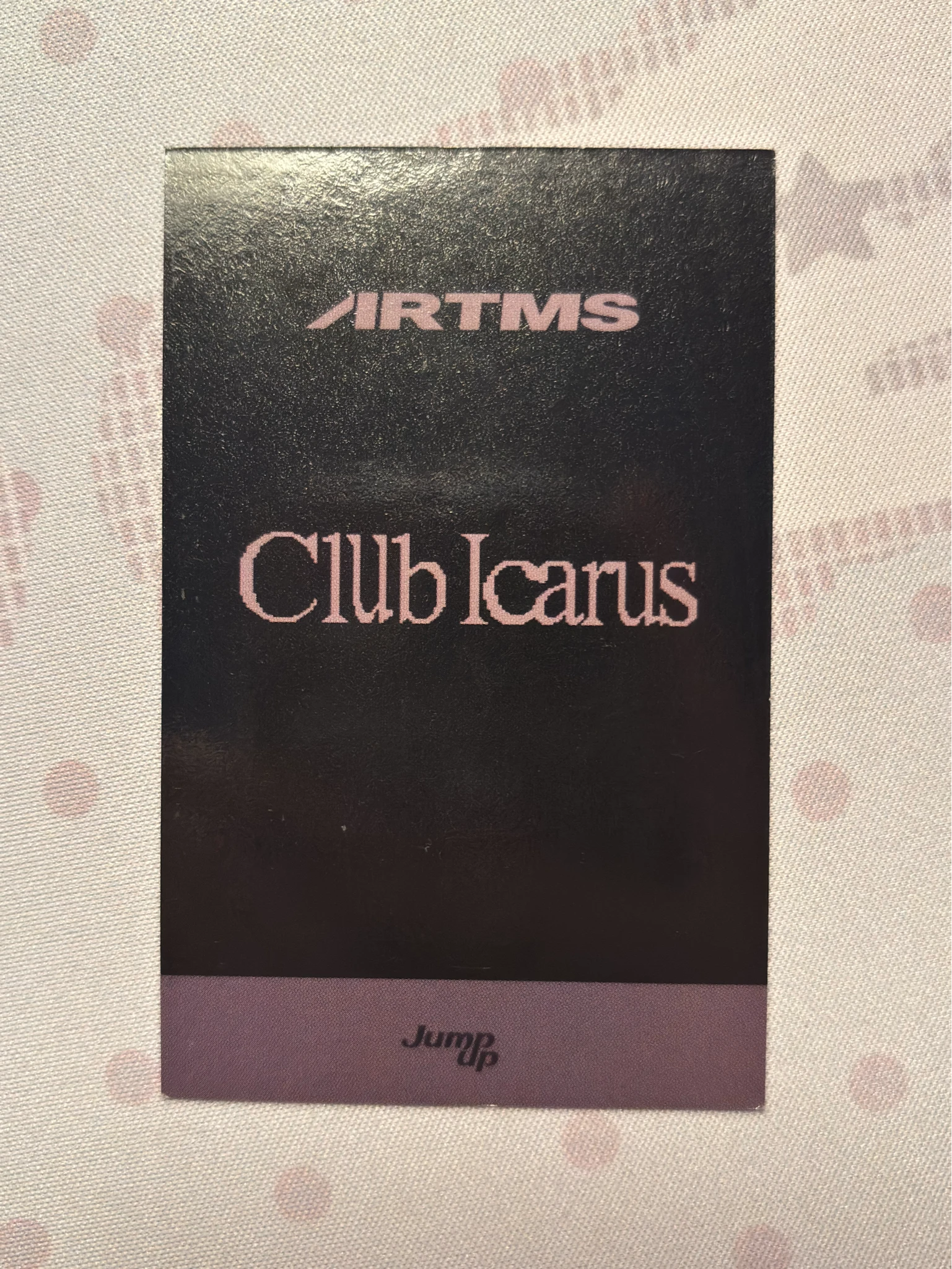 ARTMS Choerry ARTMS - Choerry - Club Icarus Album video call/fancall jump up round 2 polaroid listing photo 2