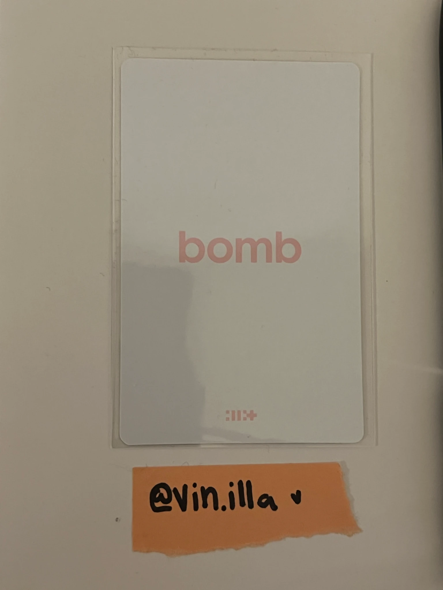 ILLIT Minju ILLIT - MINJU - bomb Album pink bomb ver album photocard listing photo 2