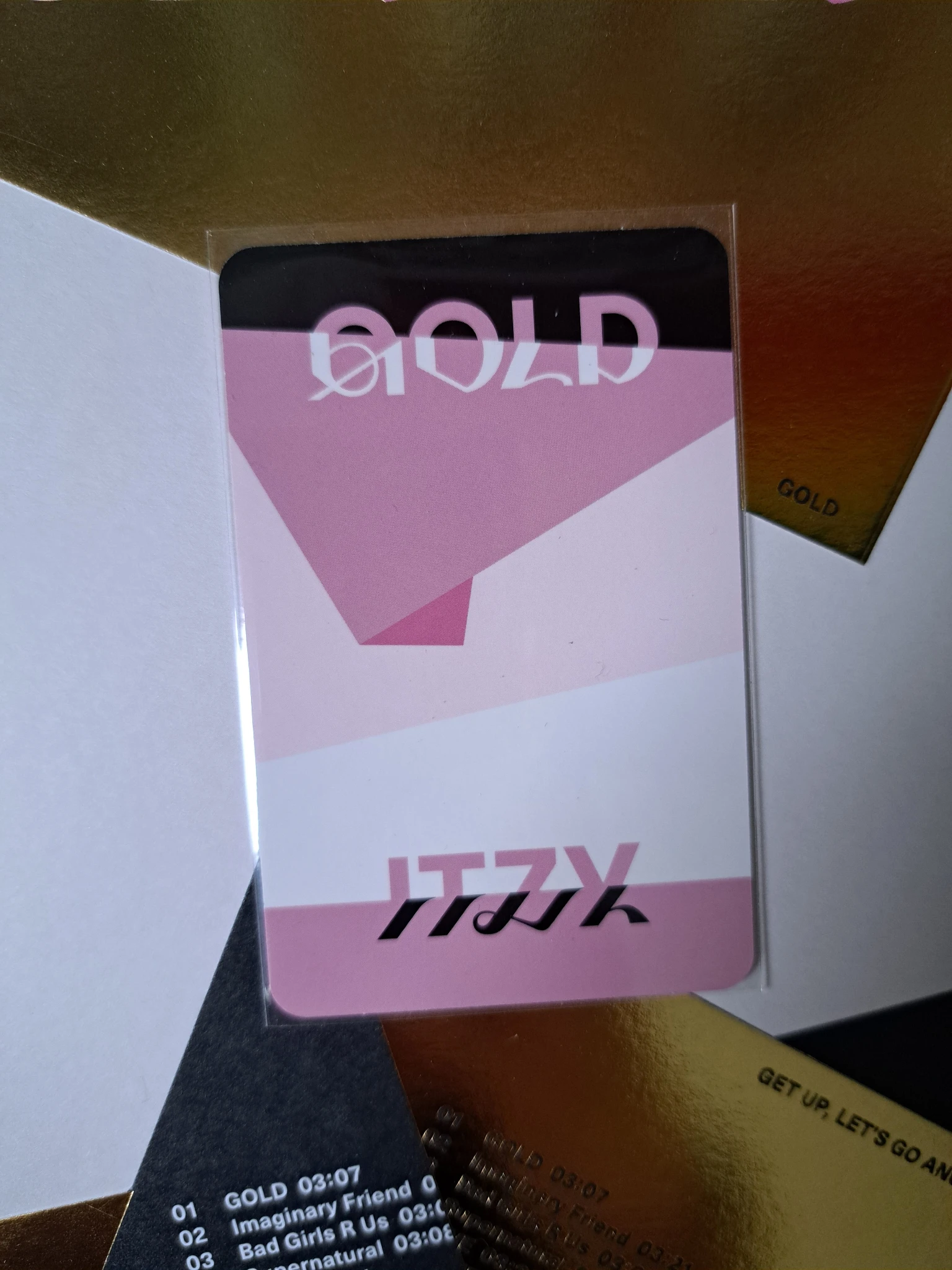 ITZY Yuna ITZY - Yuna - GOLD Album album photocard standard ver. listing photo 2