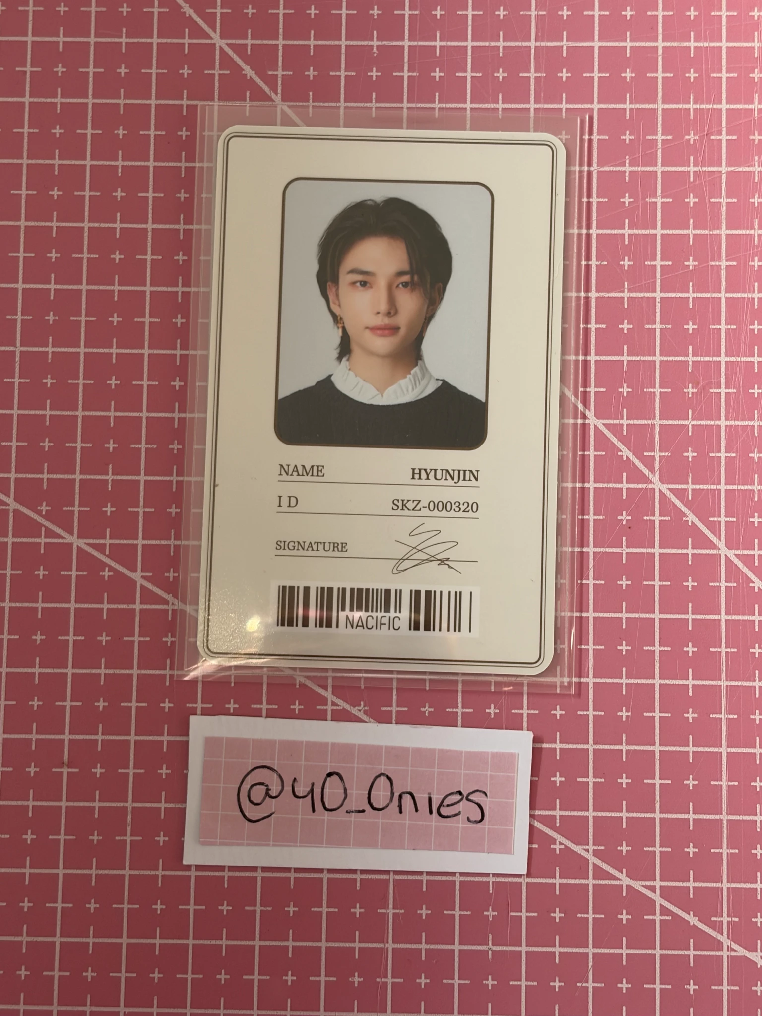Stray Kids Hyunjin Stray Kids - Hyunjin - NACIFIC x Stray Kids Other round 22 listing photo 2