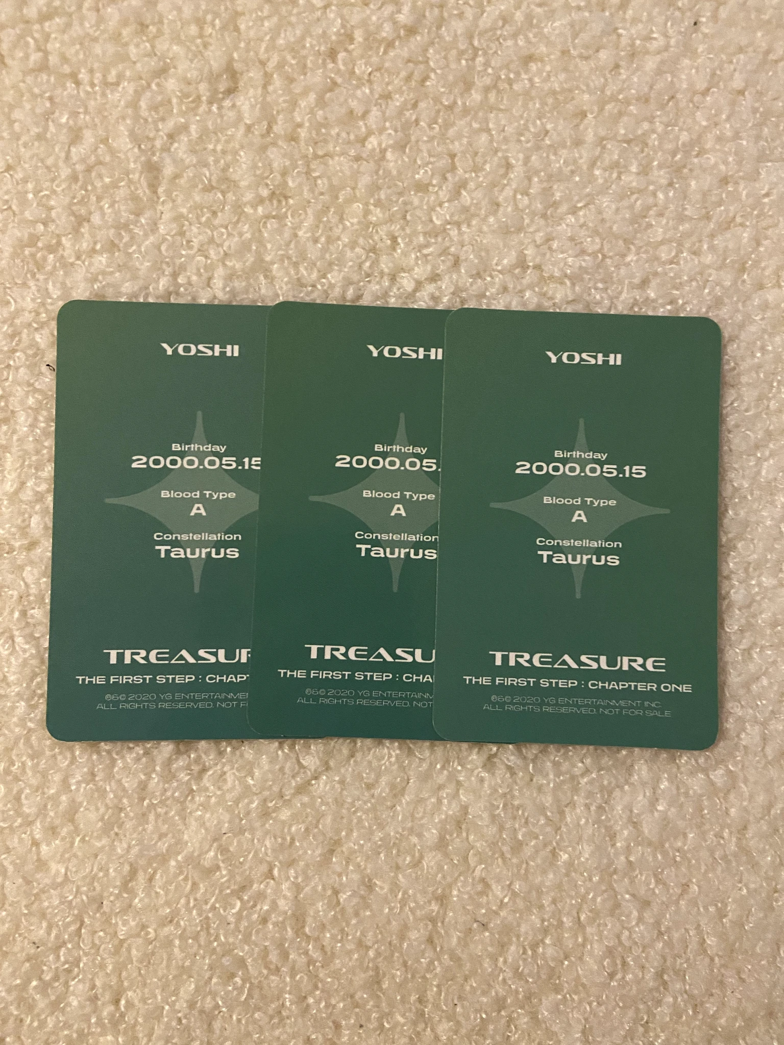 TREASURE Yoshi TREASURE - Yoshi - THE FIRST STEP: CHAPTER ONE Album white version album photocard version 2 concept photocard listing photo 2