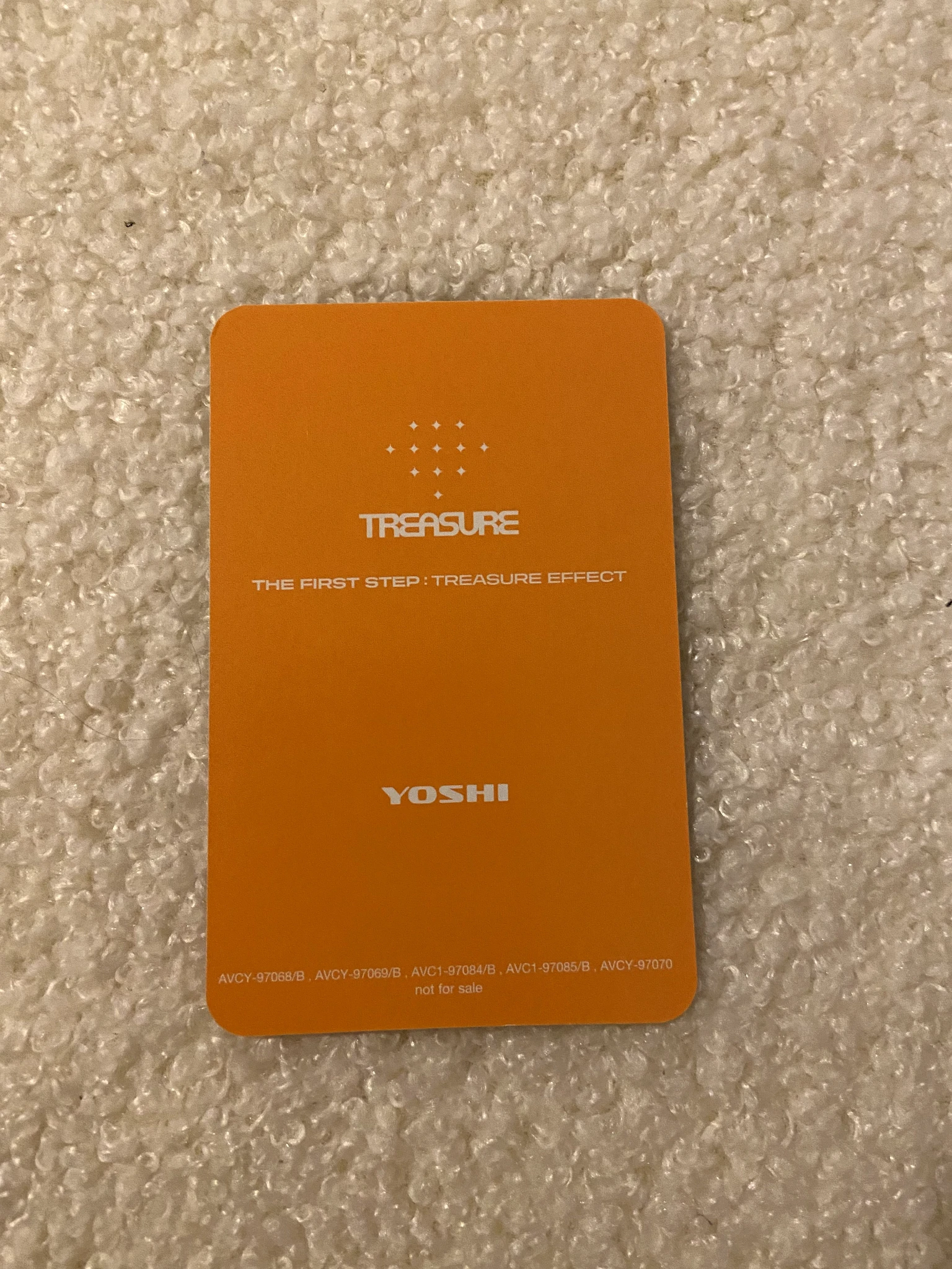 TREASURE Yoshi TREASURE - Yoshi - THE FIRST STEP : TREASURE EFFECT (Japanese Version) Album album photocard A version listing photo 2