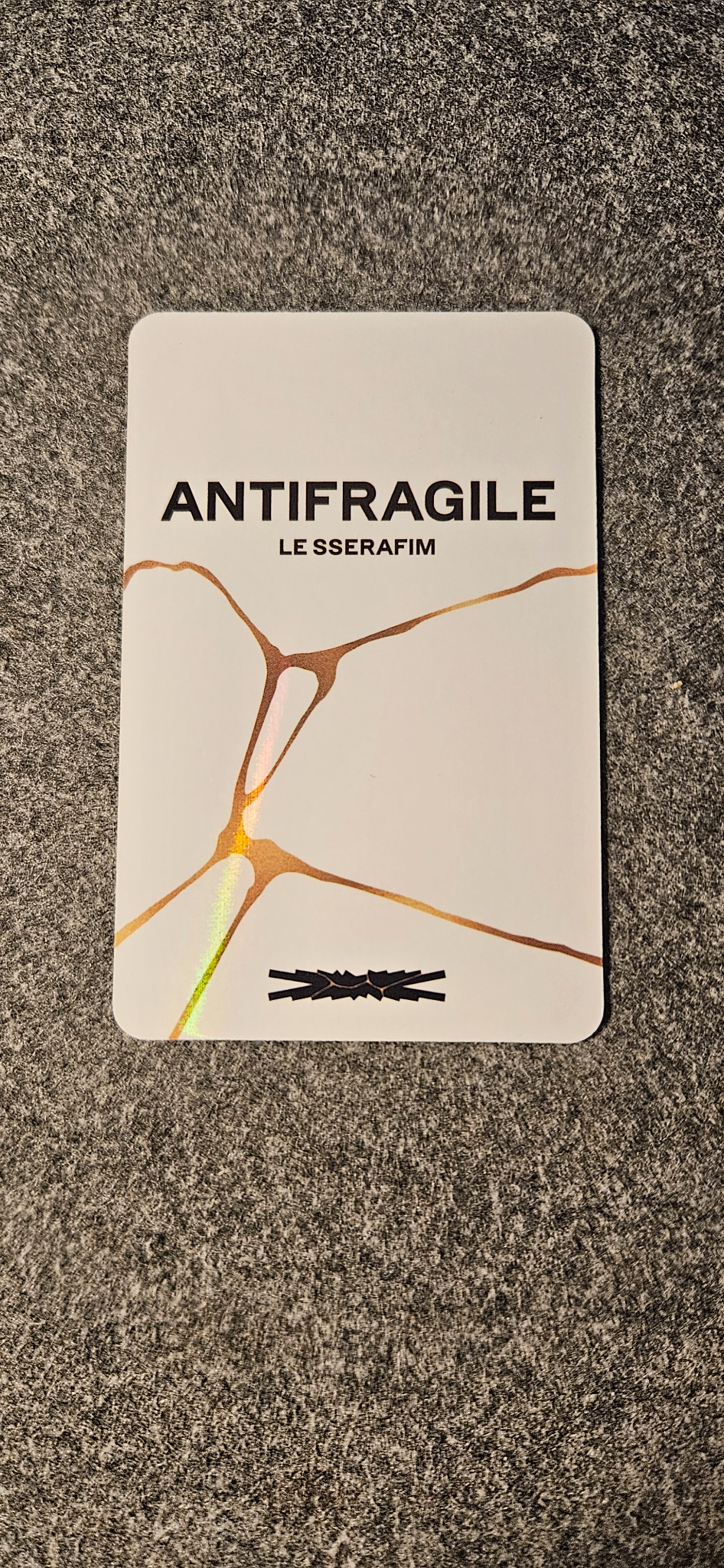LE SSERAFIM Kim Chaewon LE SSERAFIM - Kim Chaewon - ANTIFRAGILE Album pob (pre-order benefit) synnara holographic (hologram) standard version listing photo 2