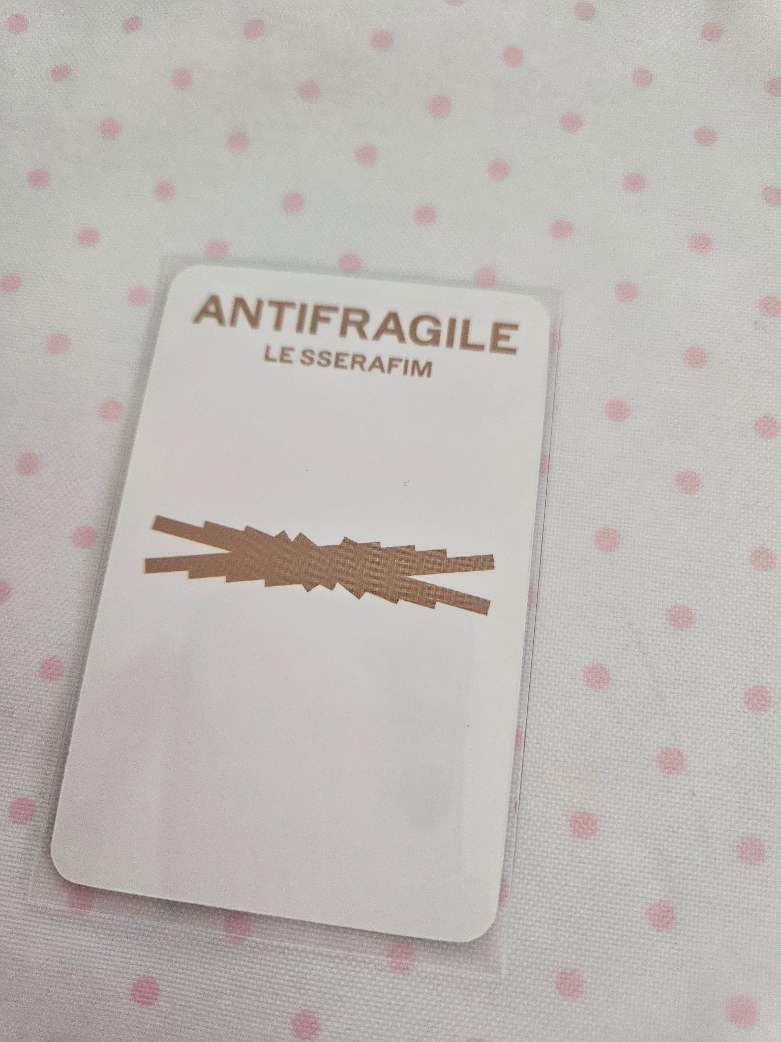LE SSERAFIM Kim Chaewon LE SSERAFIM - Kim Chaewon - ANTIFRAGILE Album musicplant fansign listing photo 2