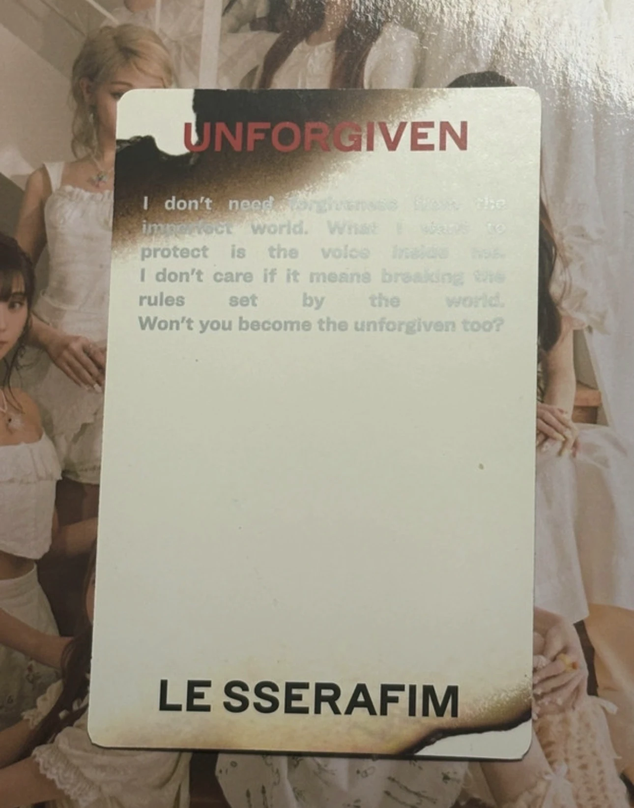 LE SSERAFIM Hong Eunchae LE SSERAFIM - Hong Eunchae - UNFORGIVEN Album listing photo 2
