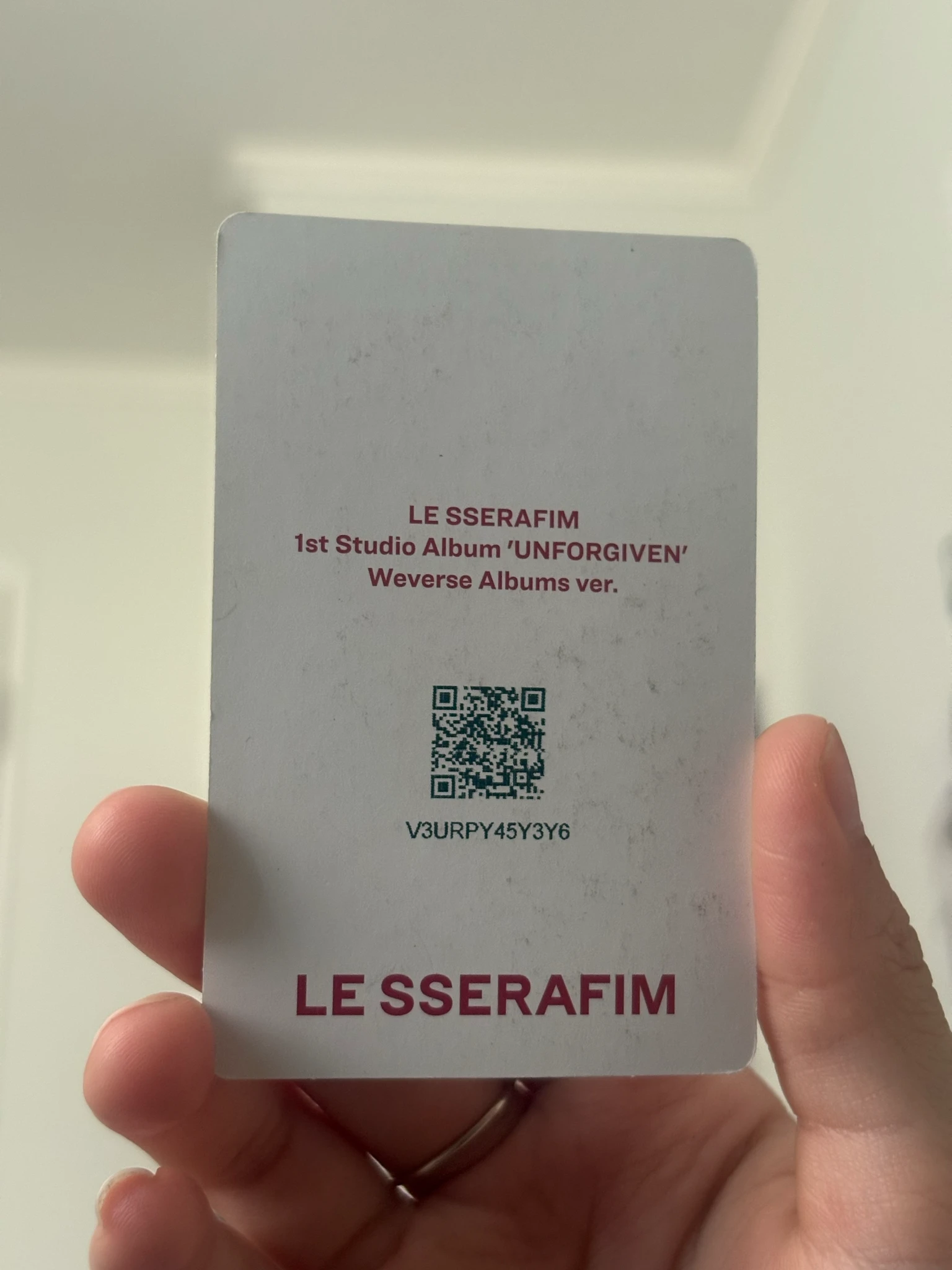 LE SSERAFIM Huh Yunjin LE SSERAFIM - Huh Yunjin - UNFORGIVEN Album album photocard weverse album version listing photo 2