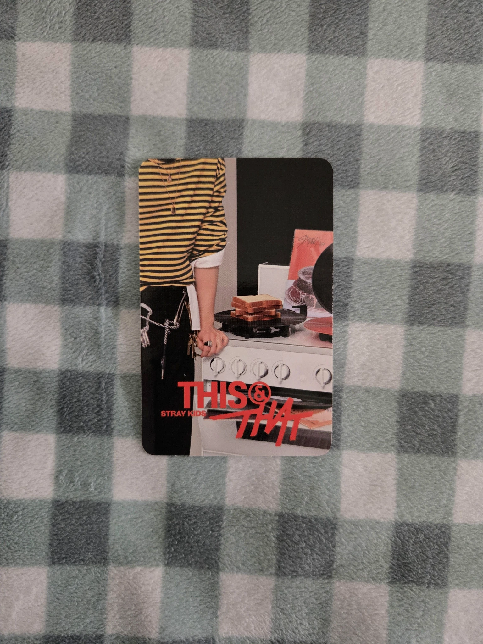 Stray Kids Lee Know Stray Kids - Lee Know - THIS & THAT Album album photocard & version listing photo 2
