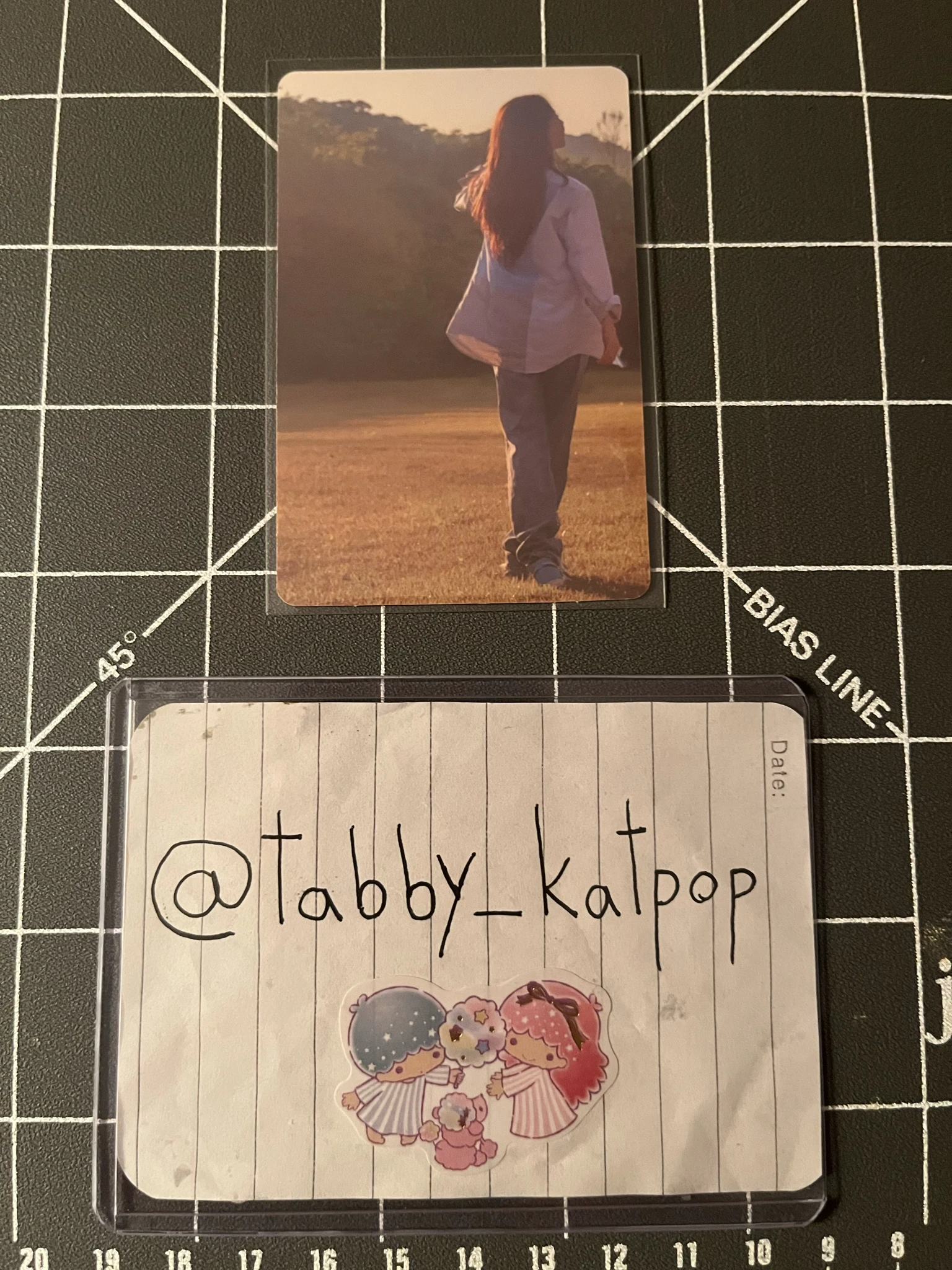 MAMAMOO Solar MAMAMOO - Solar - WAW Album album photocard listing photo 2