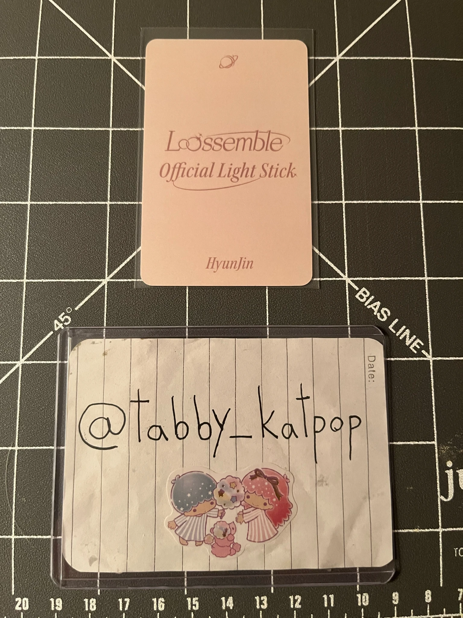 Loossemble HyunJin Loossemble - HyunJin - Official Light Stick Other photocard set lightstick listing photo 2