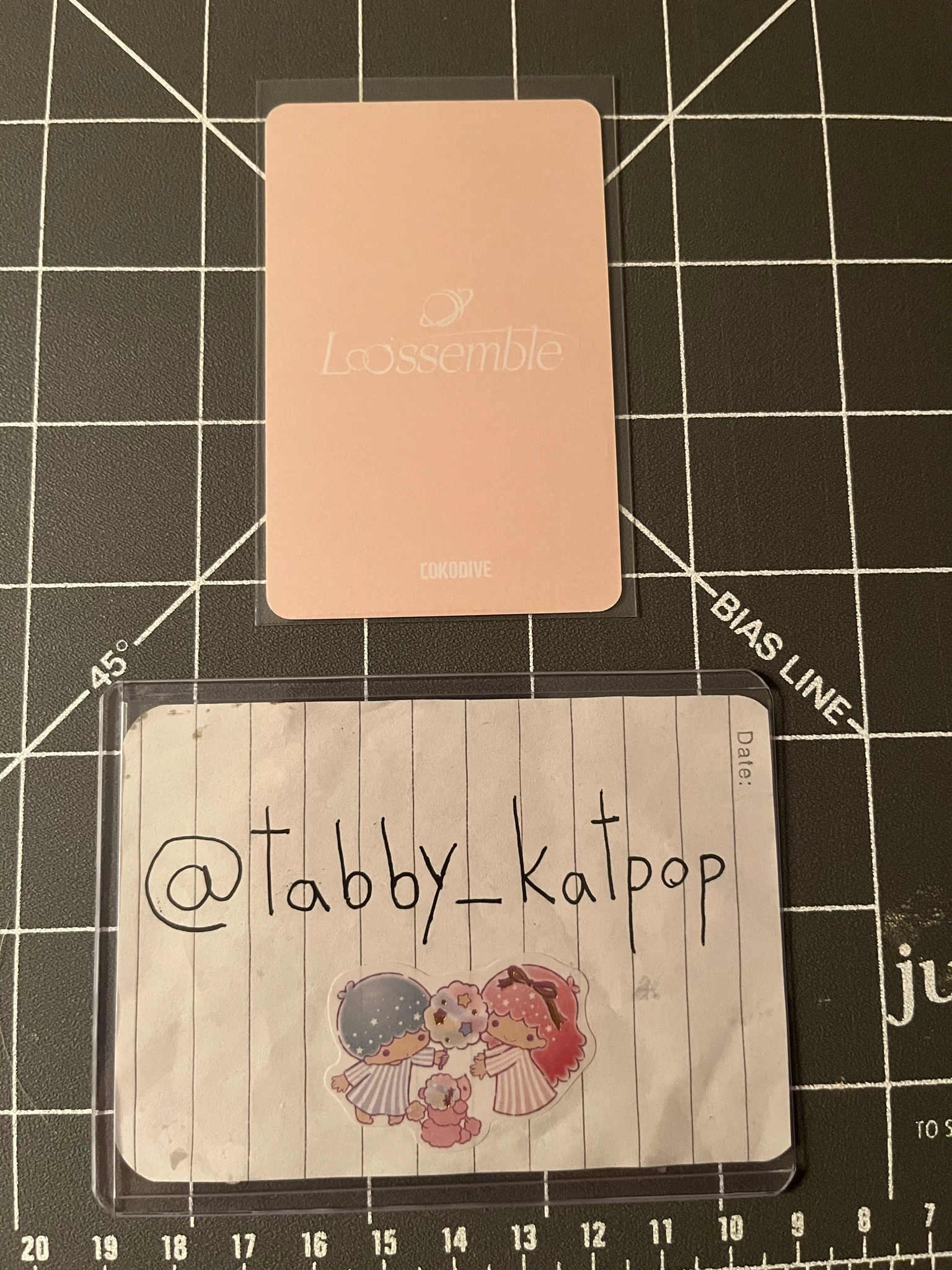 Loossemble ViVi Loossemble - ViVi - Official Light Stick Other photocard set pob (pre-order benefit) cokodive lightstick listing photo 2