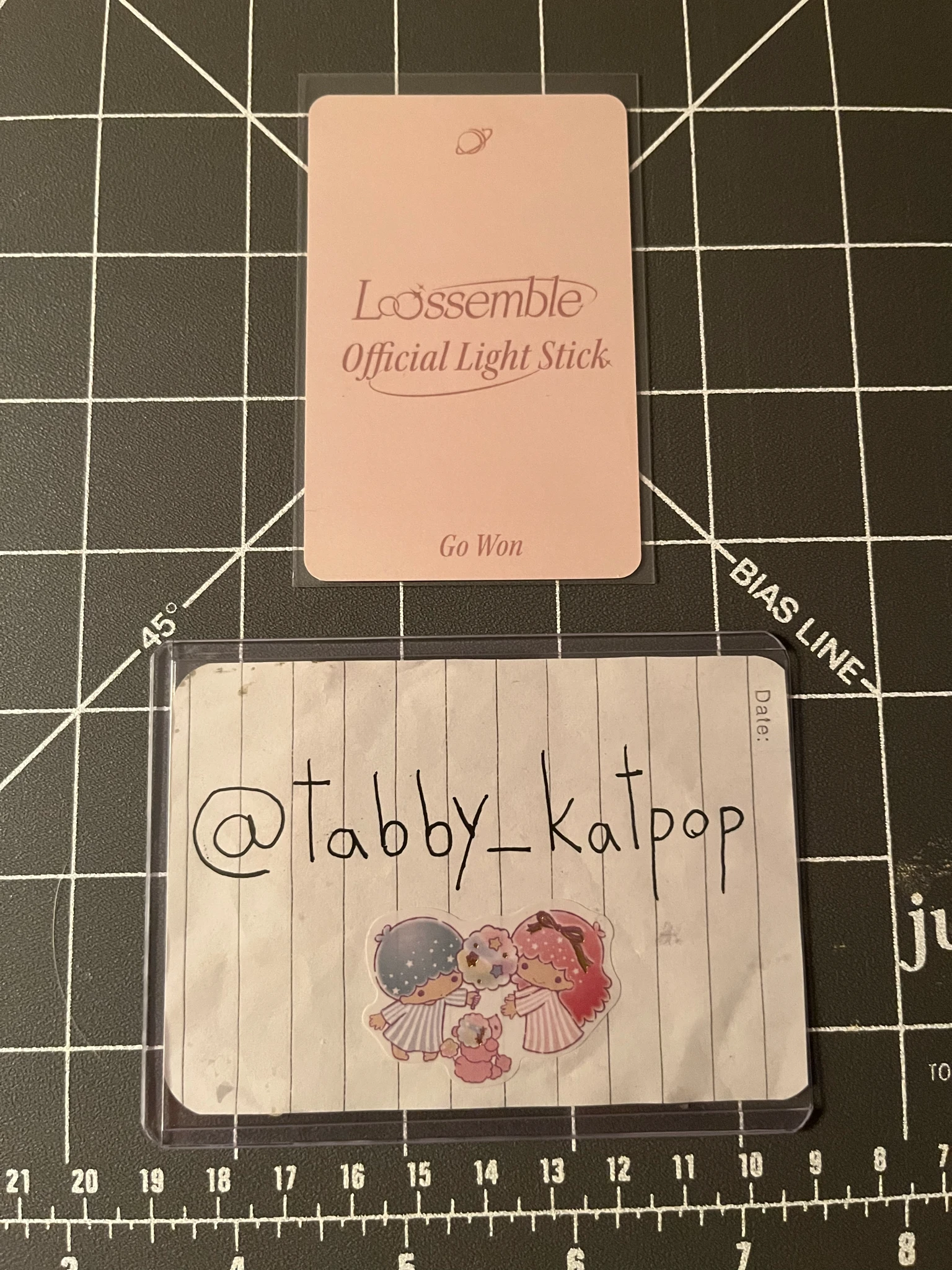 Loossemble Go Won Loossemble - Go Won - Official Light Stick Other photocard set lightstick listing photo 2