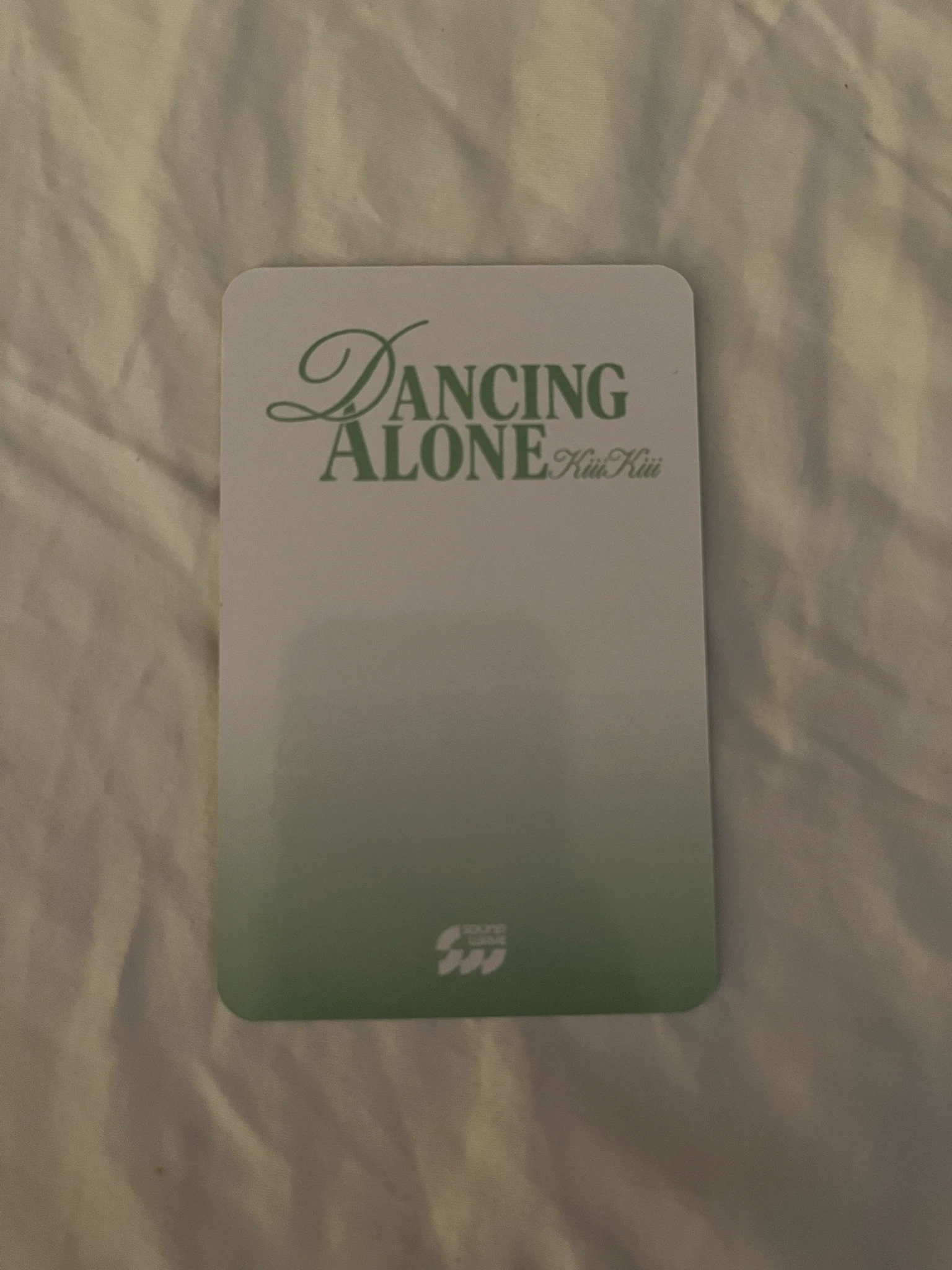 KiiiKiii Leesol KiiiKiii - Leesol - DANCING ALONE Album soundwave fansign round 6 video call (fancall) listing photo 2