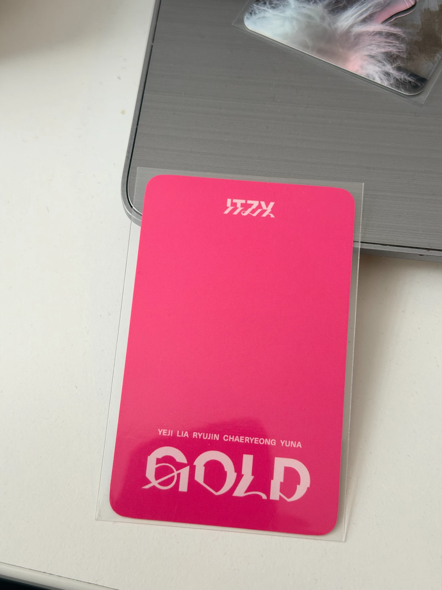 ITZY Ryujin ITZY - Ryujin - GOLD Album pob (pre-order benefit) jyp shop listing photo 2