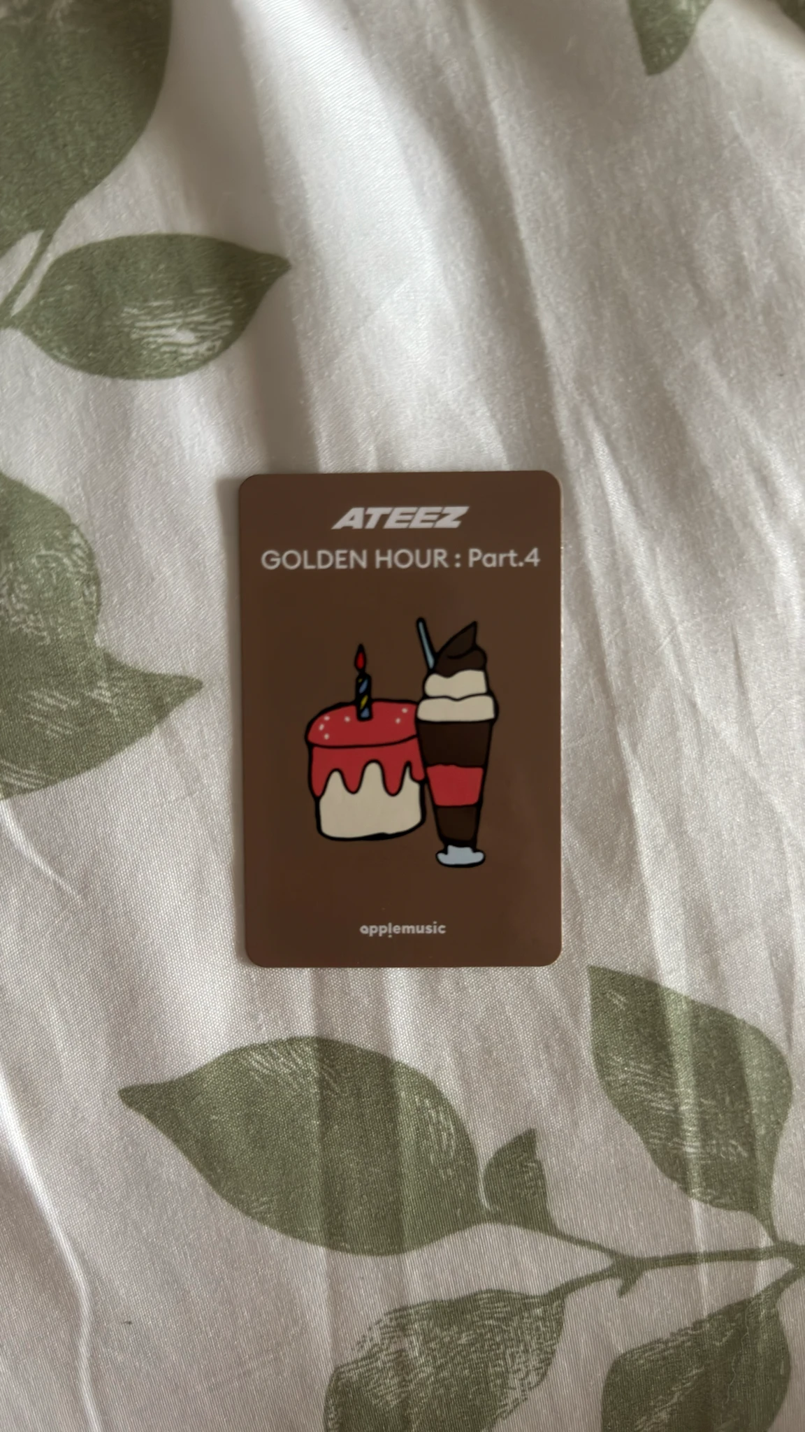 ATEEZ Hongjoong ATEEZ - Hongjoong - Golden Hour : Part.4 Album cafe event apple music OffiK listing photo 2