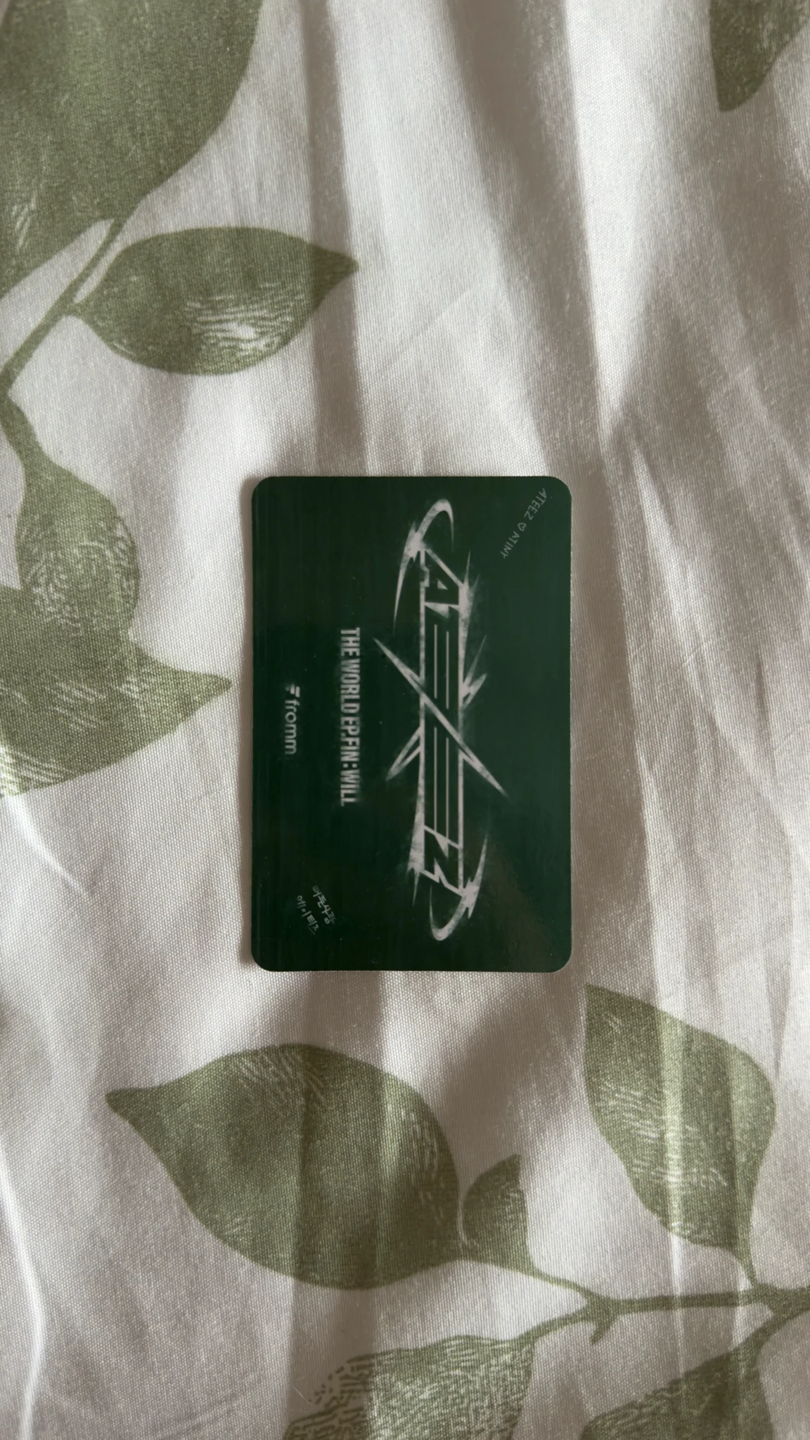 ATEEZ Yeosang ATEEZ - Yeosang - THE WORLD EP.FIN: WILL Album nameplate fromm store video call listing photo 2