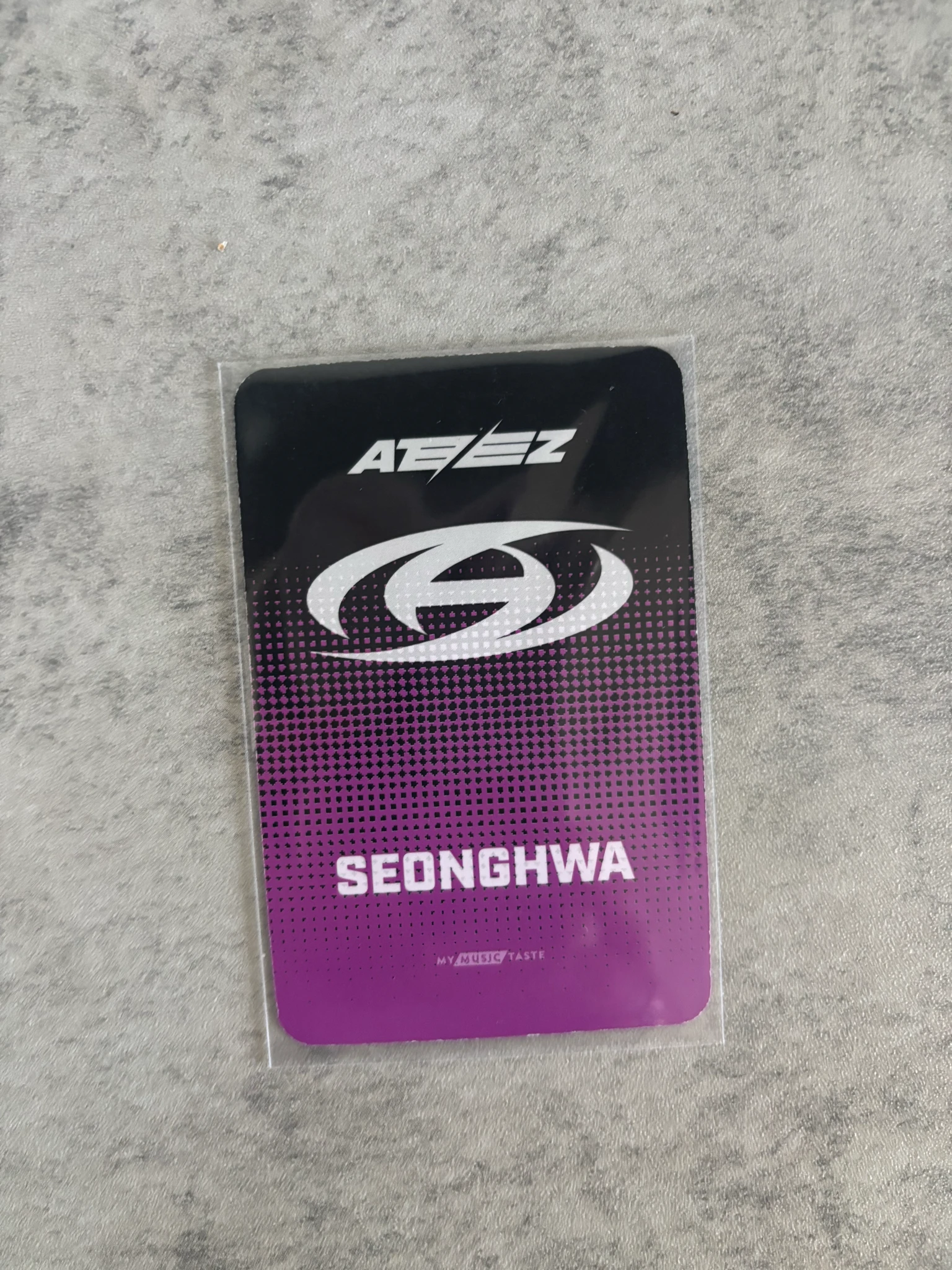 ATEEZ Seonghwa ATEEZ - Seonghwa - THE WORLD EP.2 : OUTLAW Album mymusictaste (mmt) round 2 video call (fancall) pob (pre-order benefit) listing photo 2